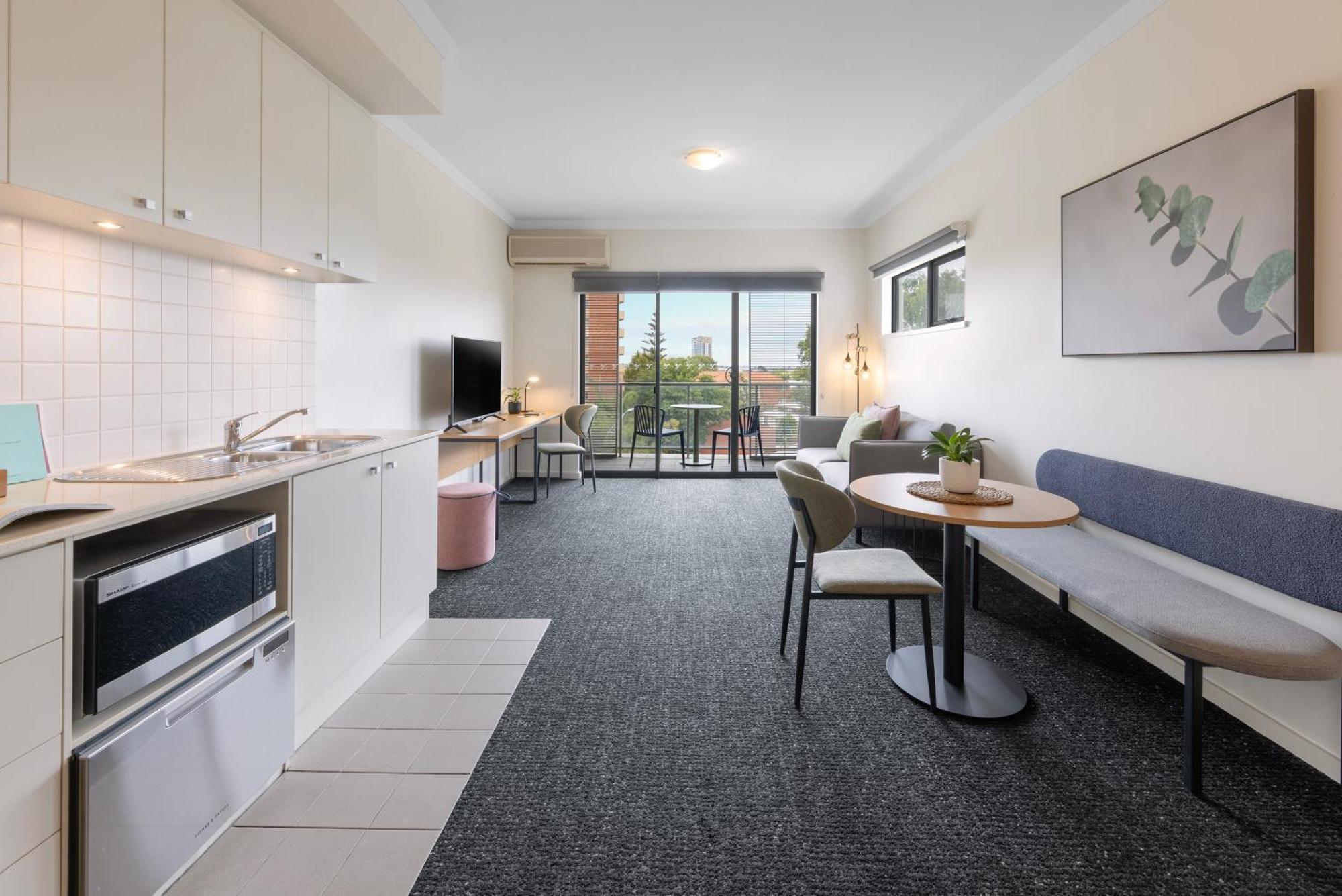 One-Bedroom Apartment