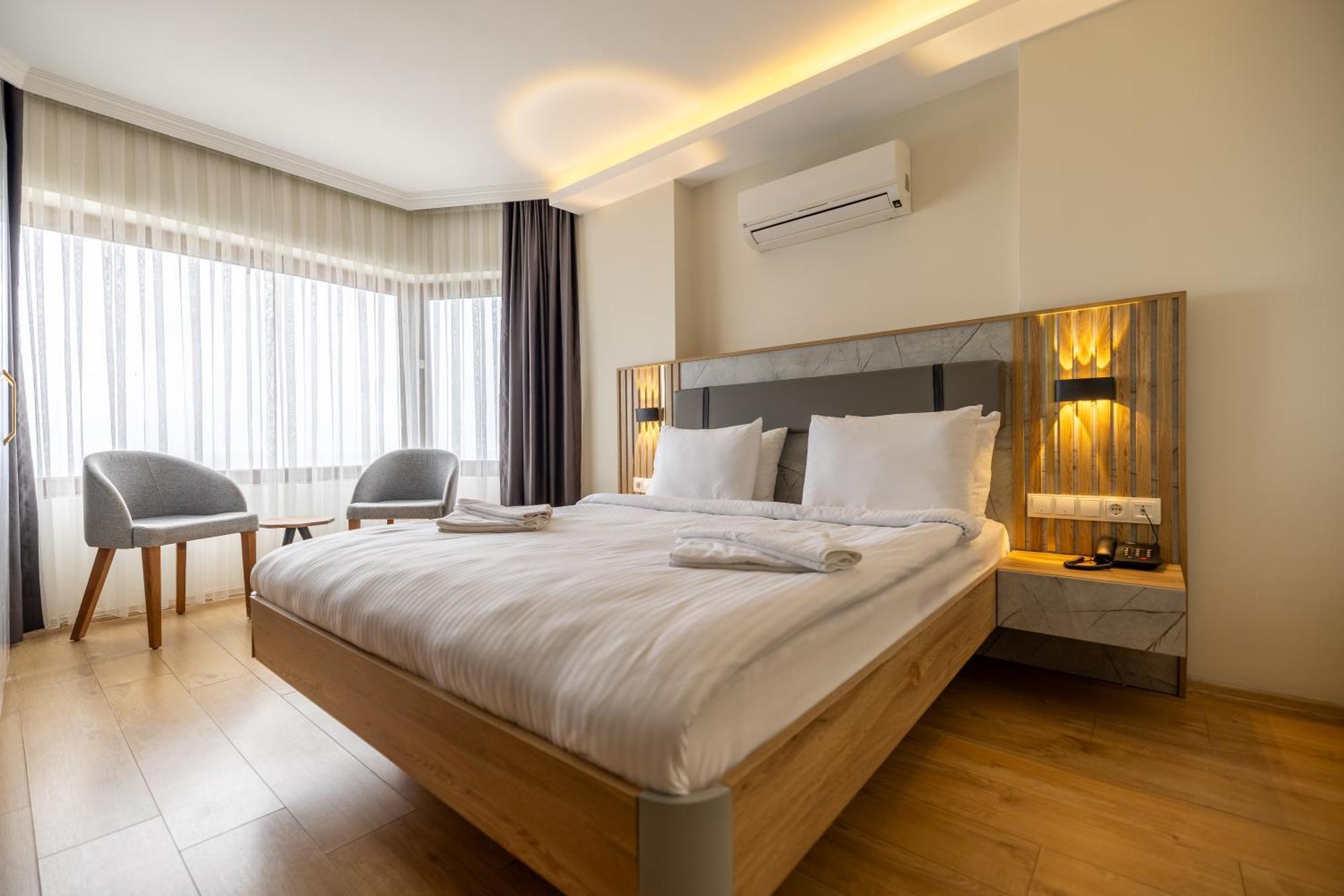 Deluxe Double Room with Sea View