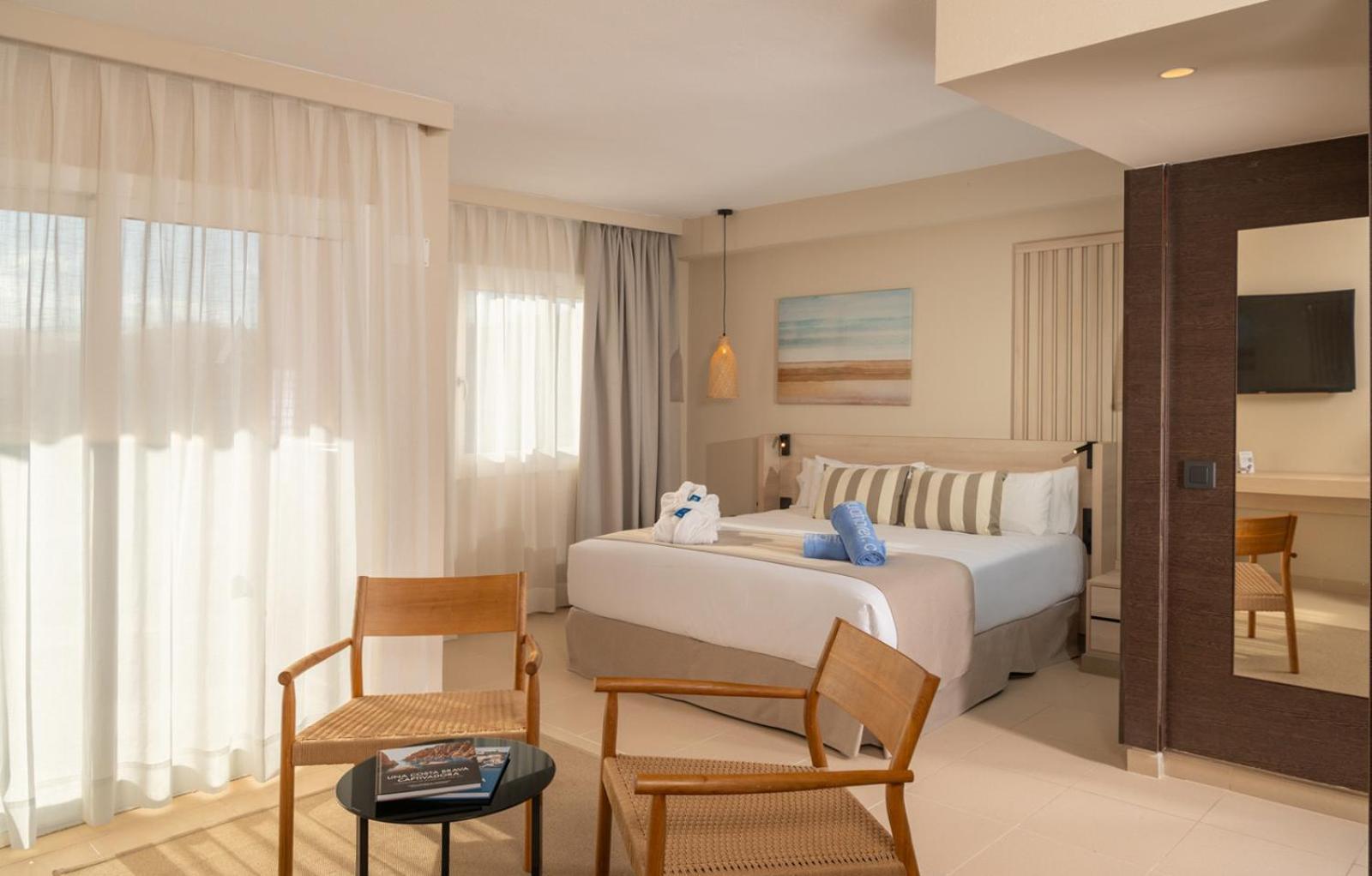 Junior Suite Double 1 or 2 beds