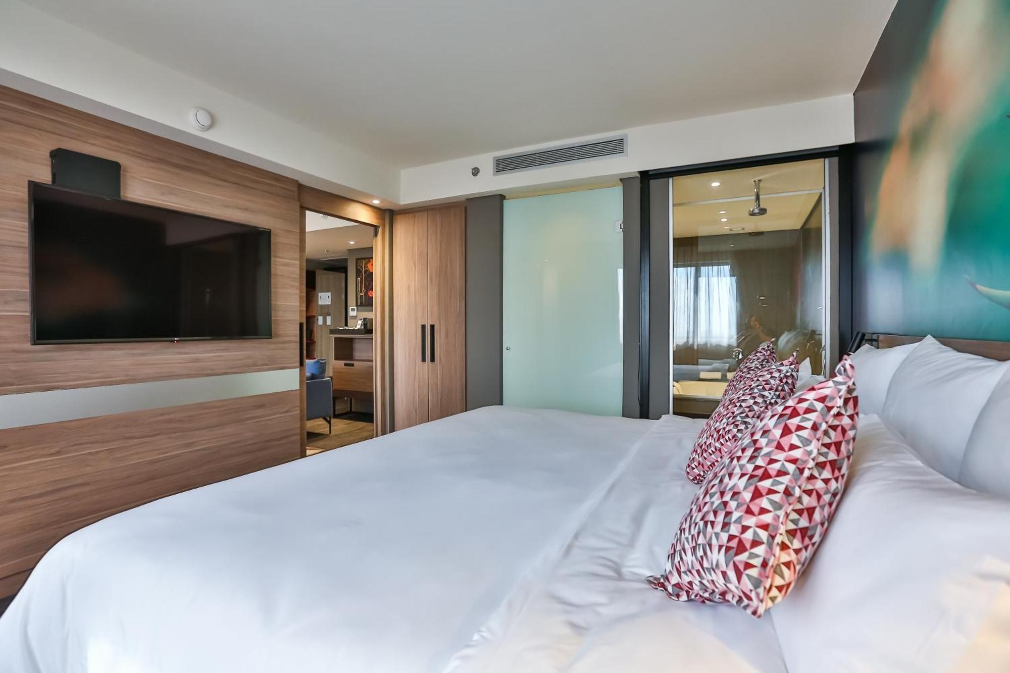 Superior Suite with One King Bed and One Sofa