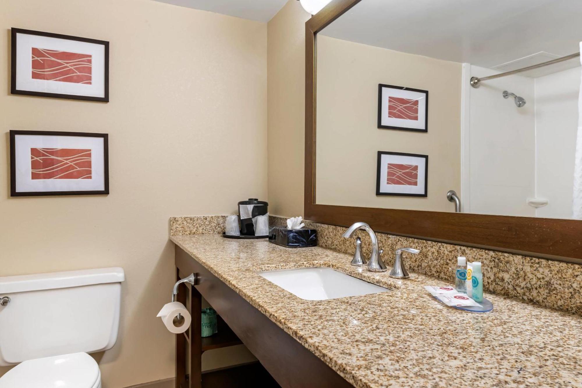 Double Room Two Double Beds Non-Smoking