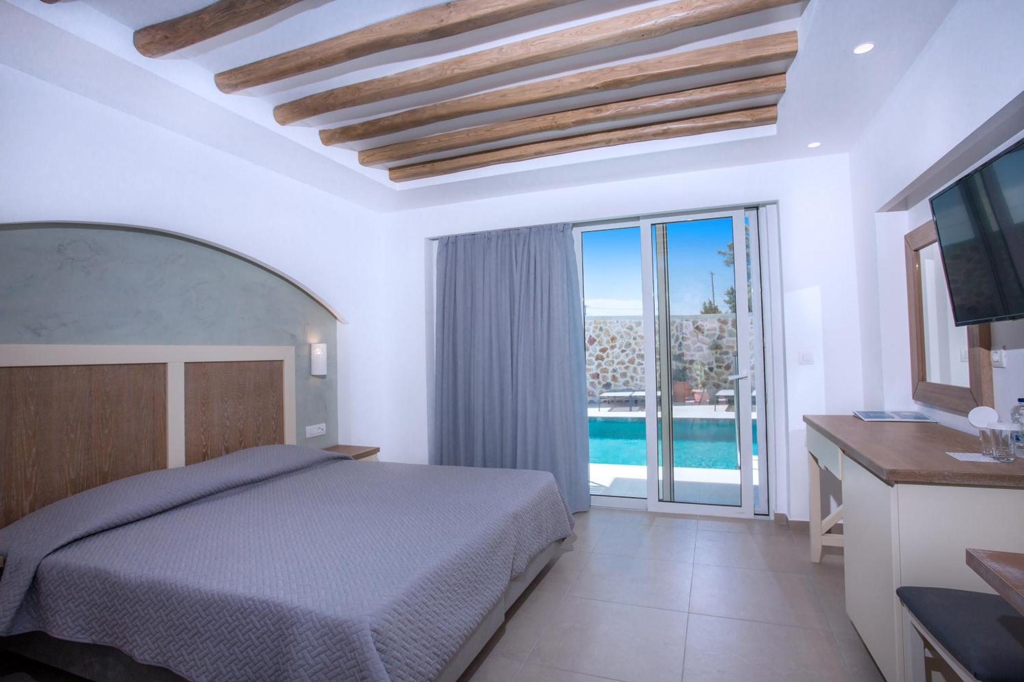 Deluxe Double or Twin Room Pool Access