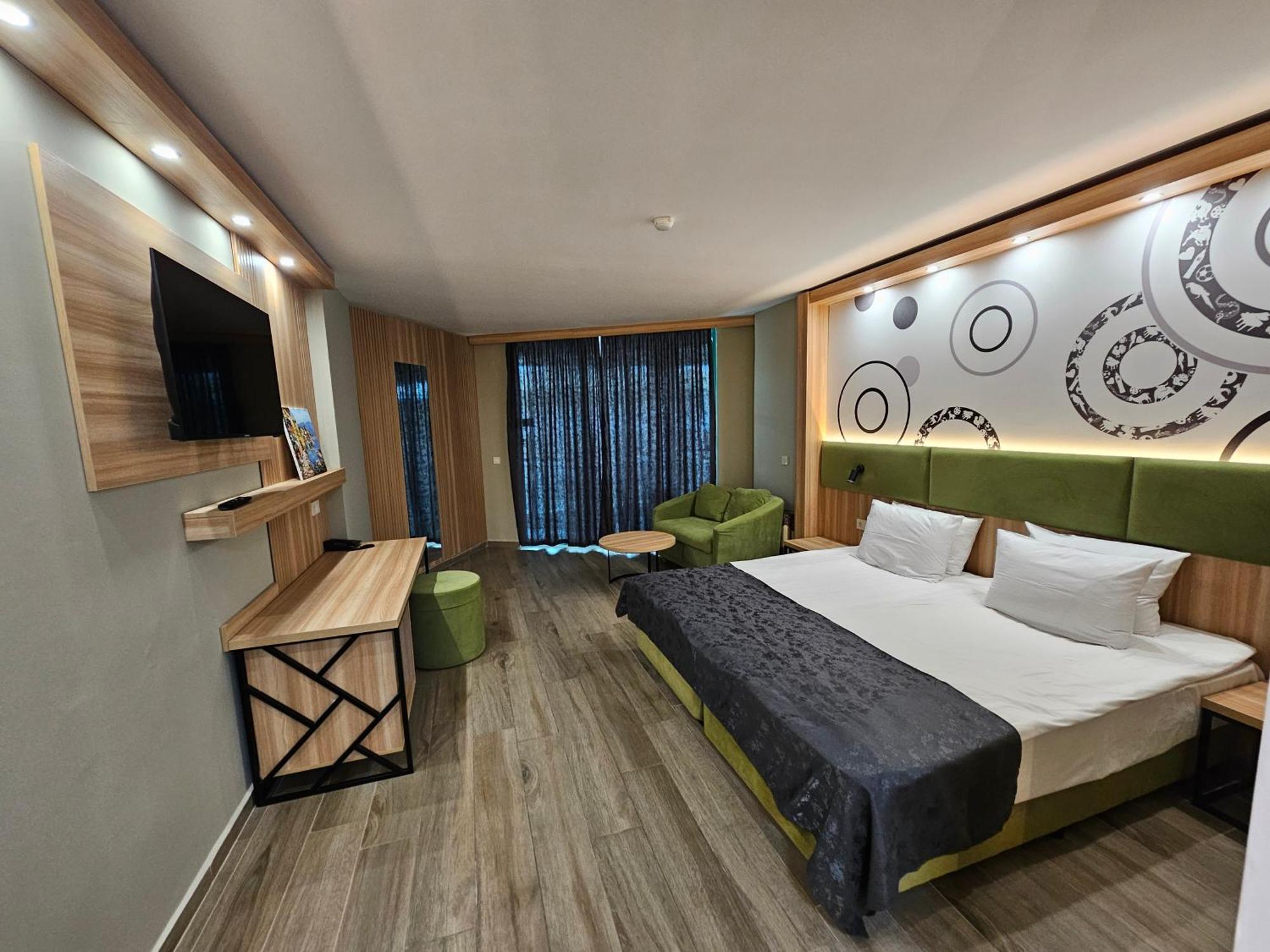 Deluxe Double Room Extra Bed