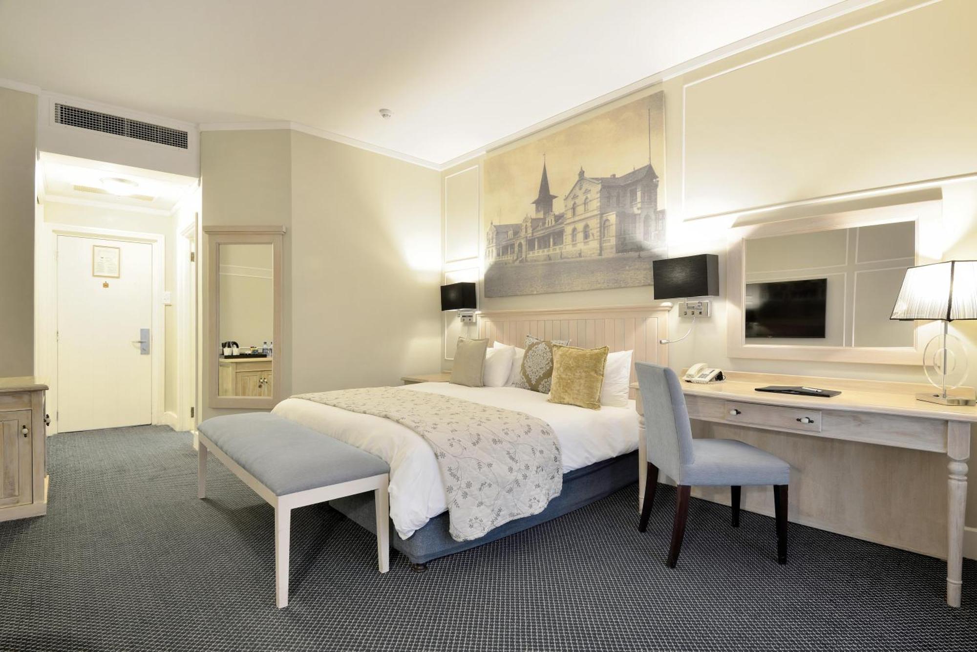 Chambre Lit Queen-Size de Luxe