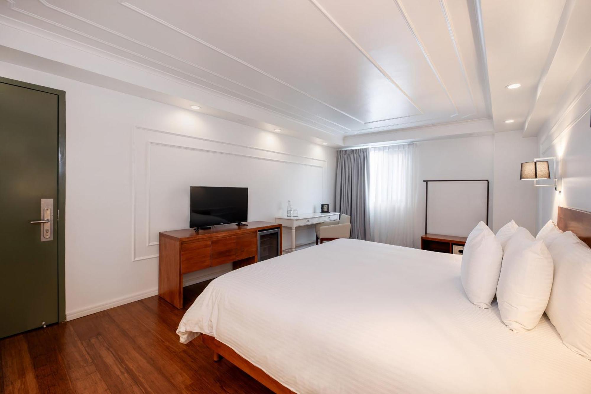 Premium Room King Bed,1669834246:JPEG