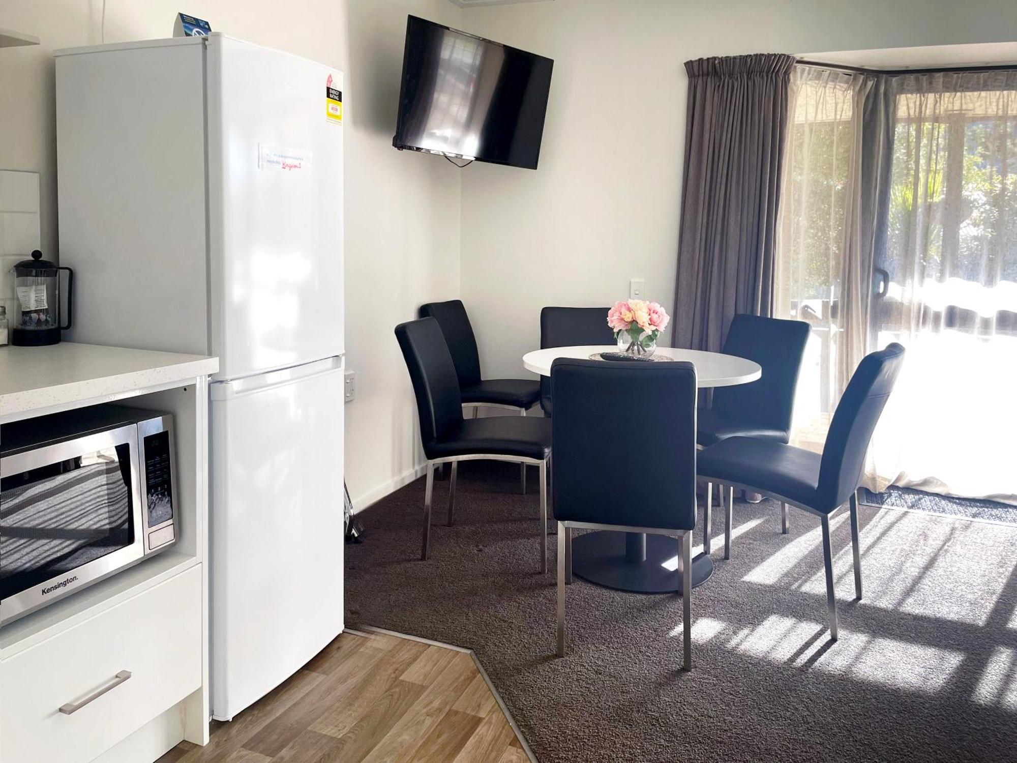 Family One-Bedroom Suite