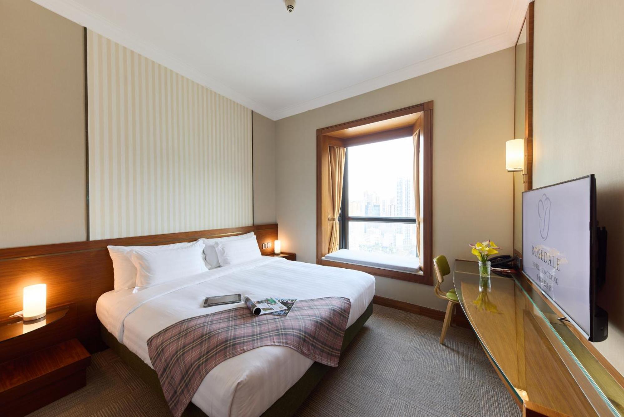 Executive Suite (25 – 32/F)