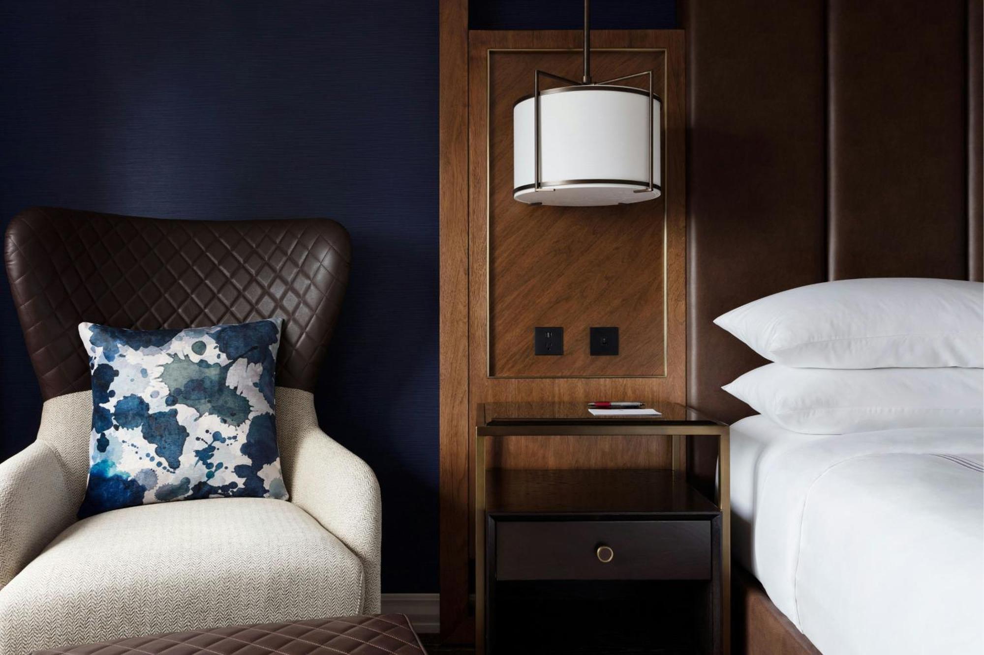 City View King Room