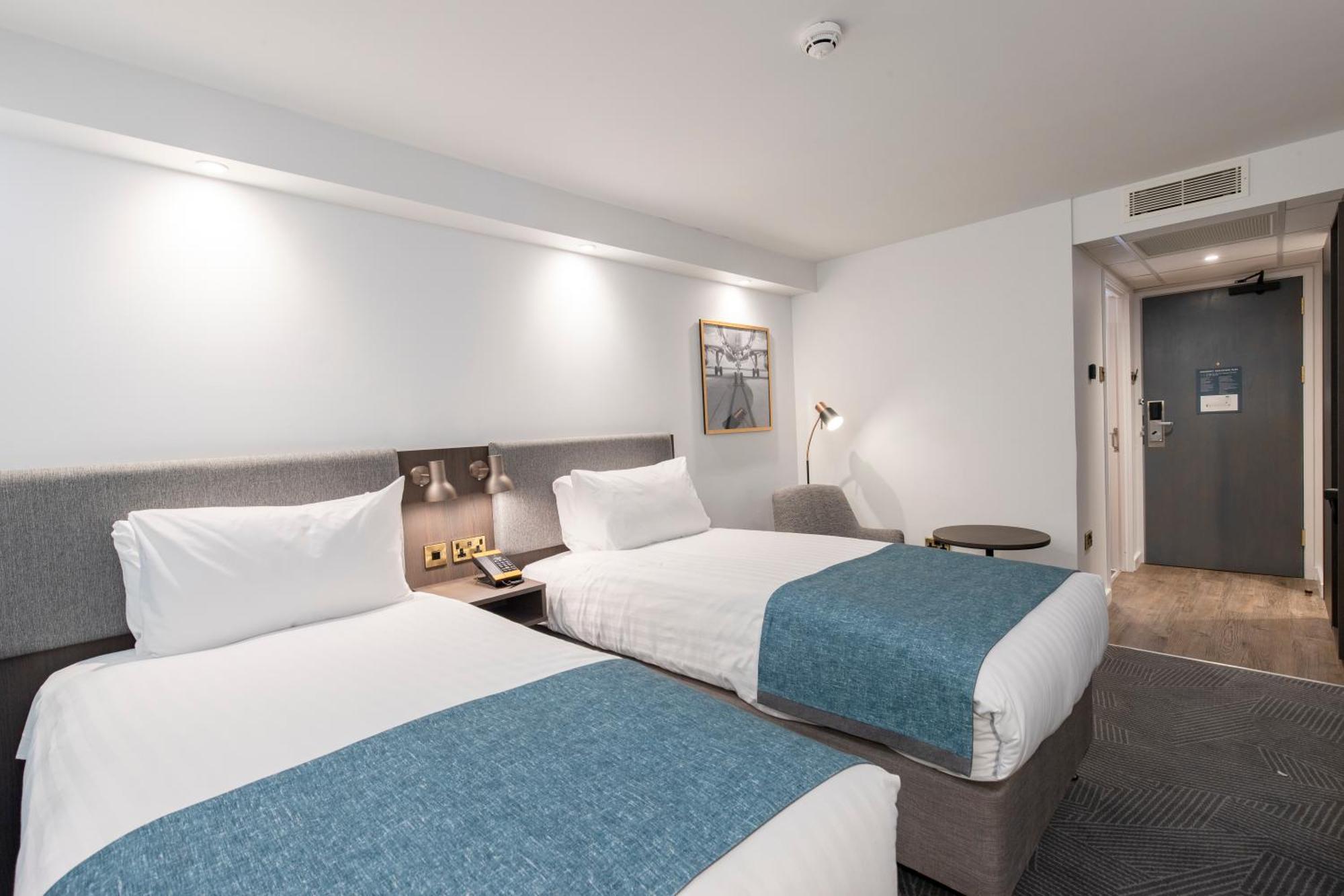 Premium Twin Room