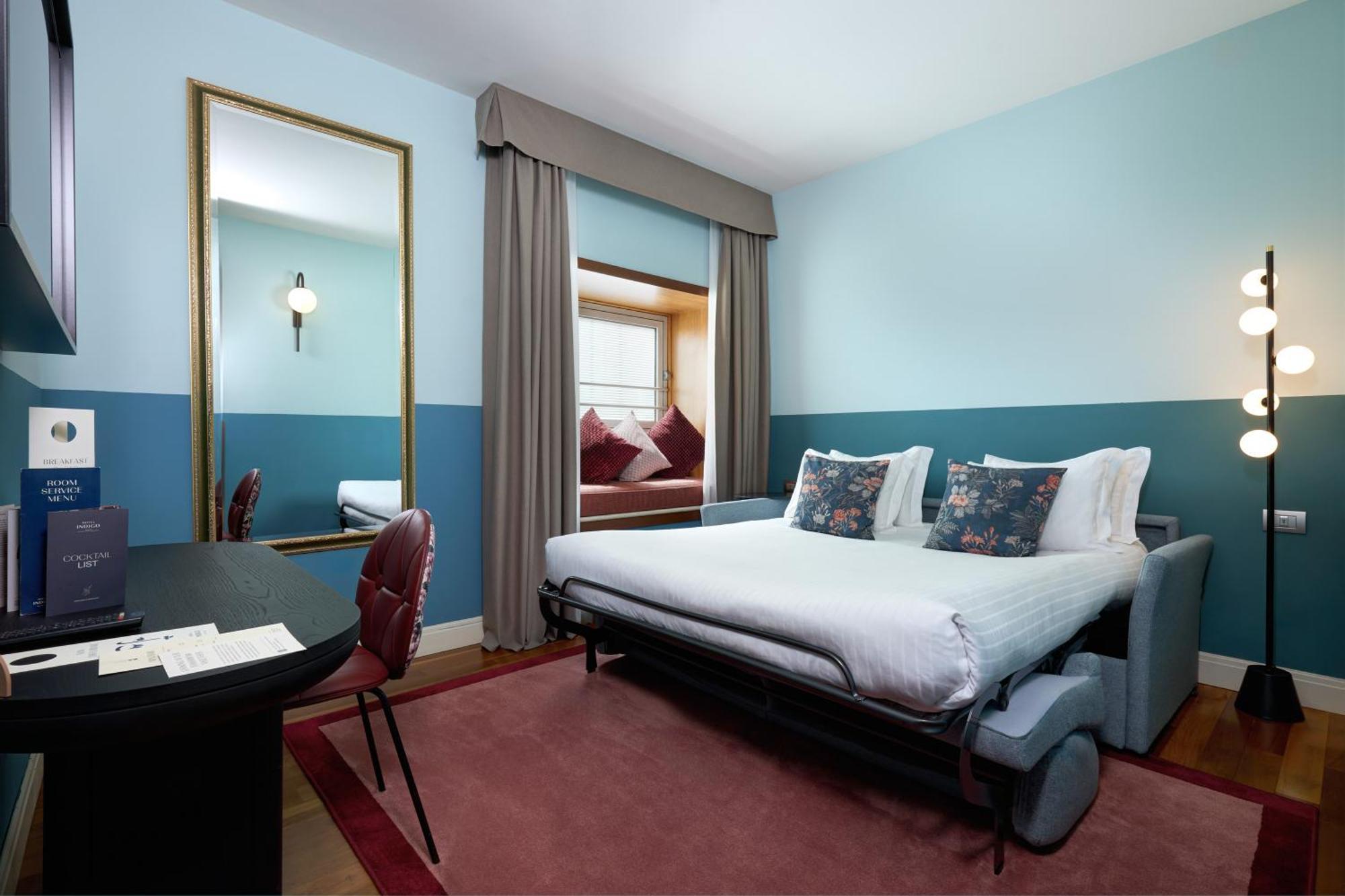 One-Bedroom Suite Sofa Bed