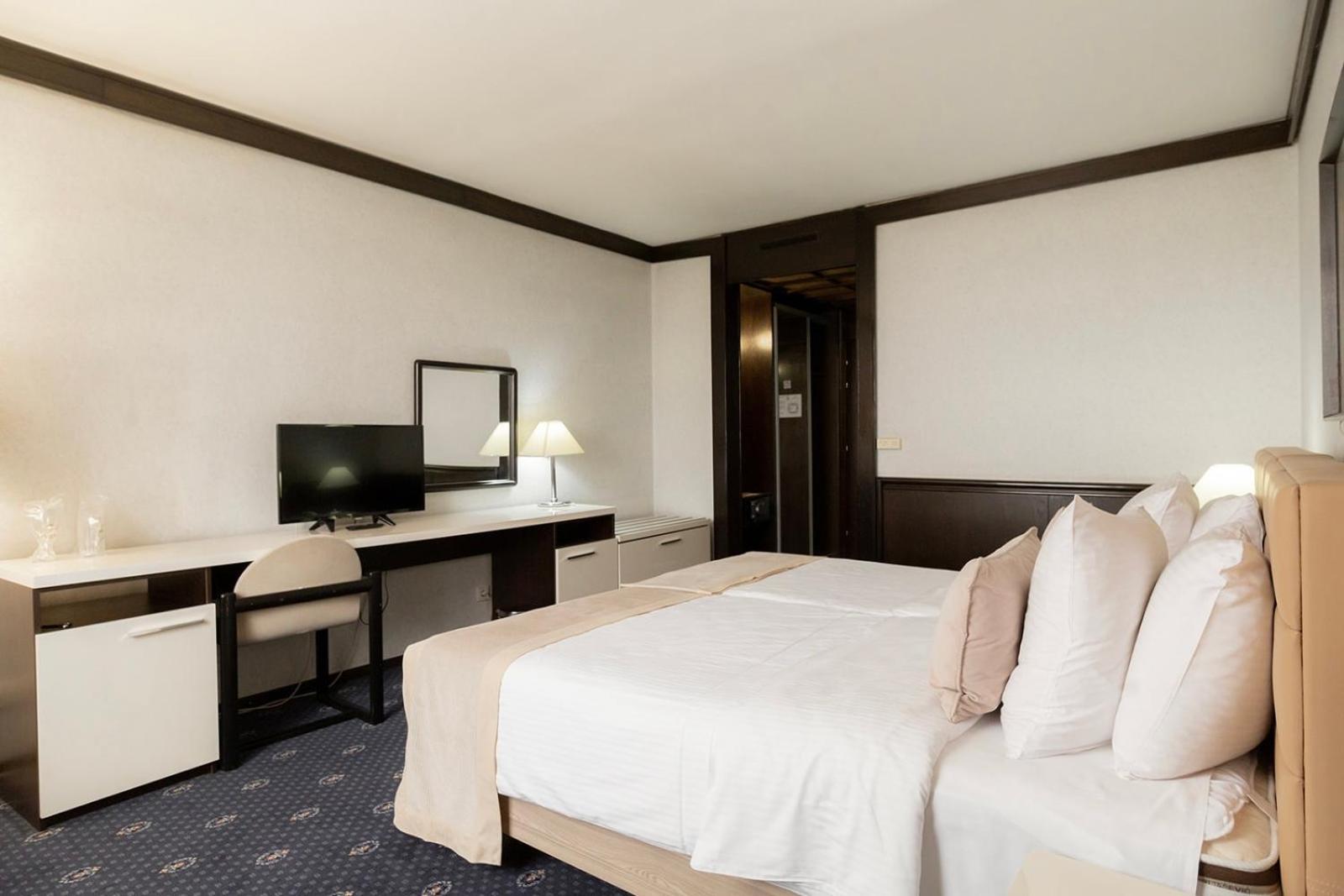 Two-Bedroom Suite