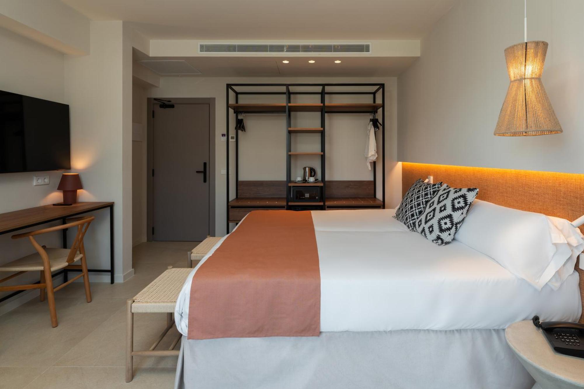 Double Room Magnus