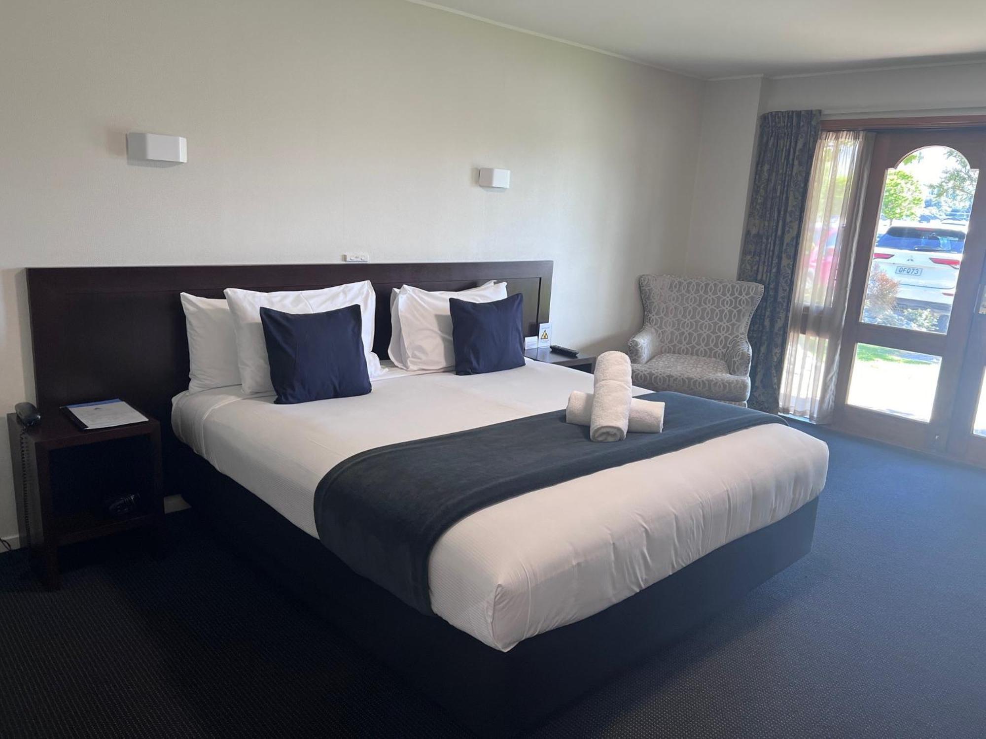 Premium King Room