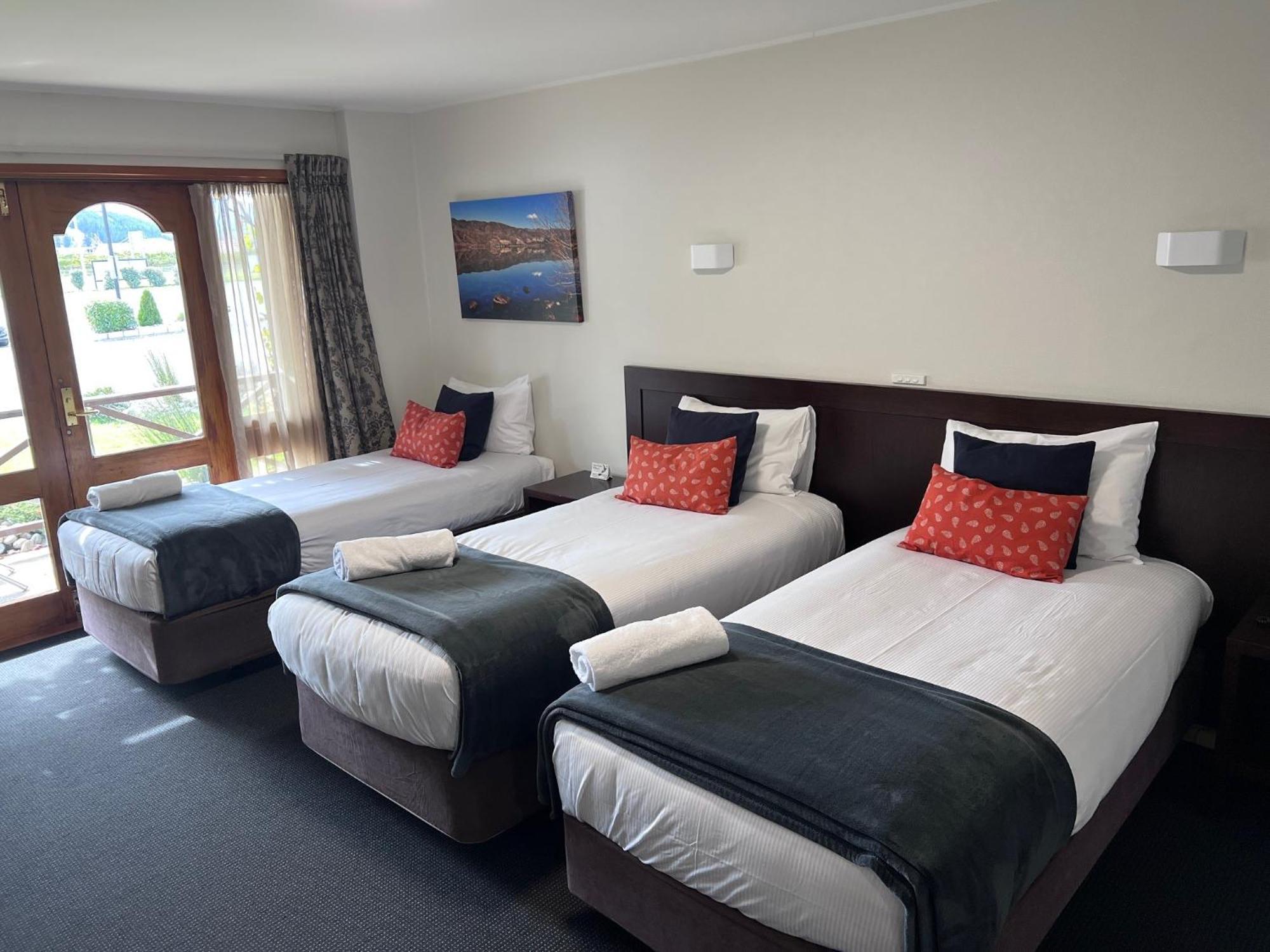 Premium King Room