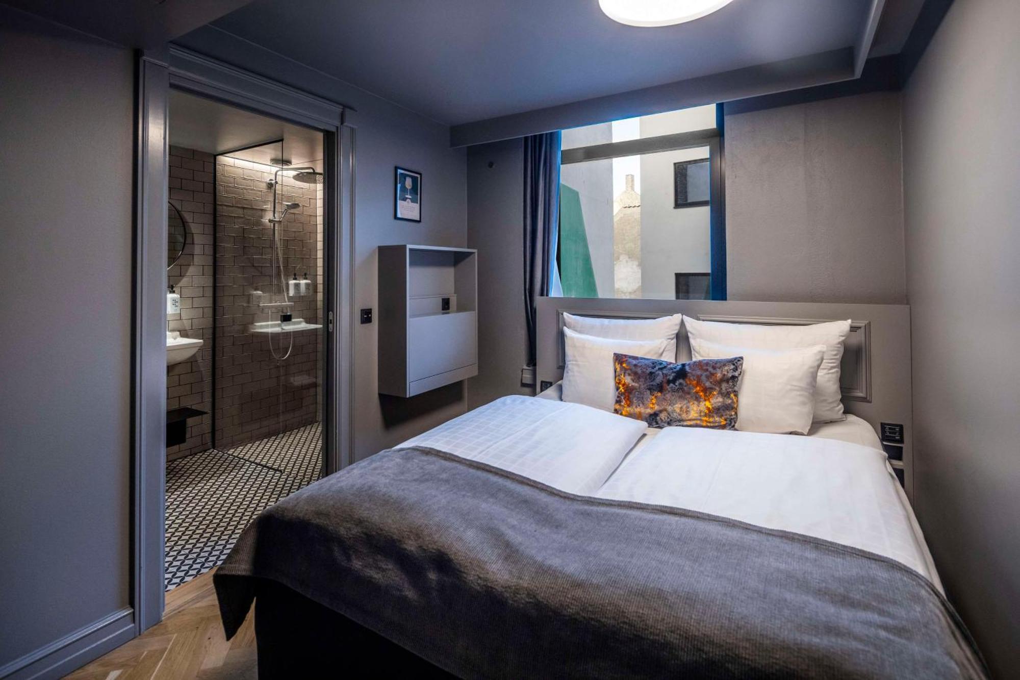 Cabin Room without Window