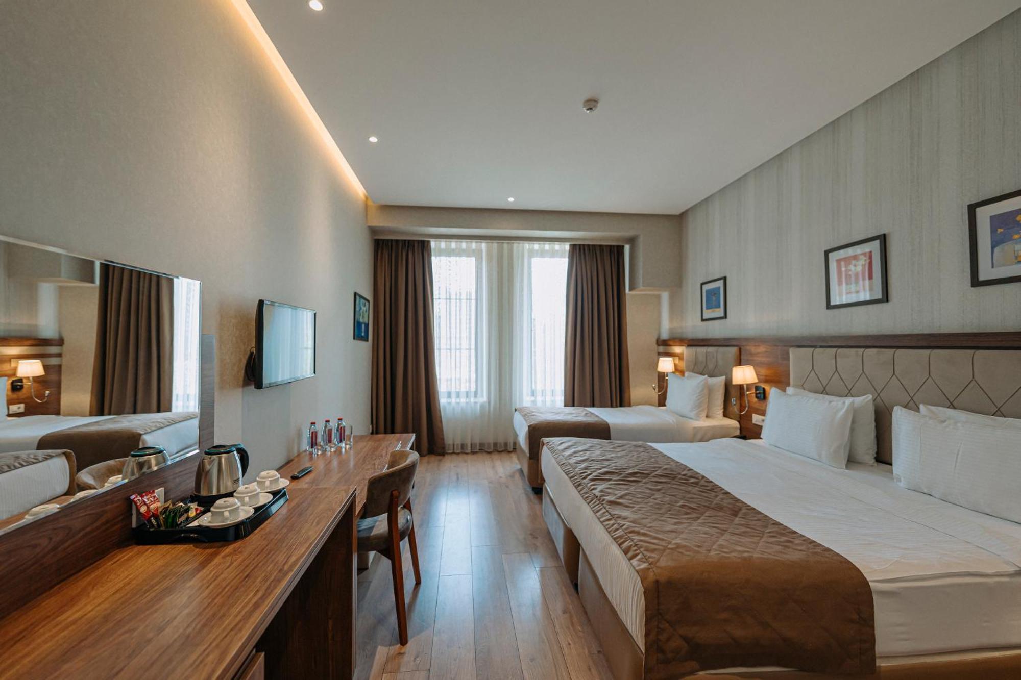 Triple Room