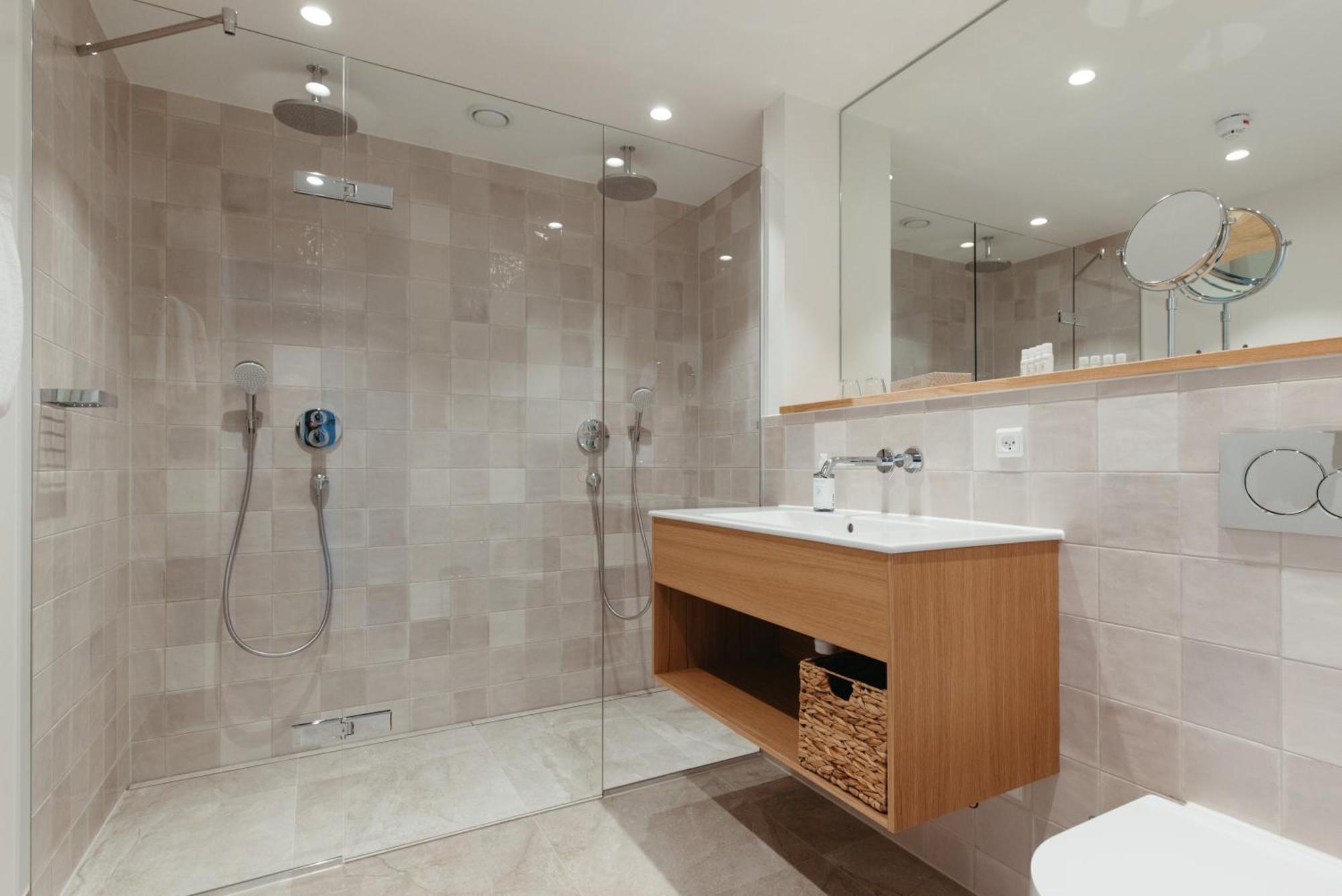Deluxe Double or Twin Room Balcony