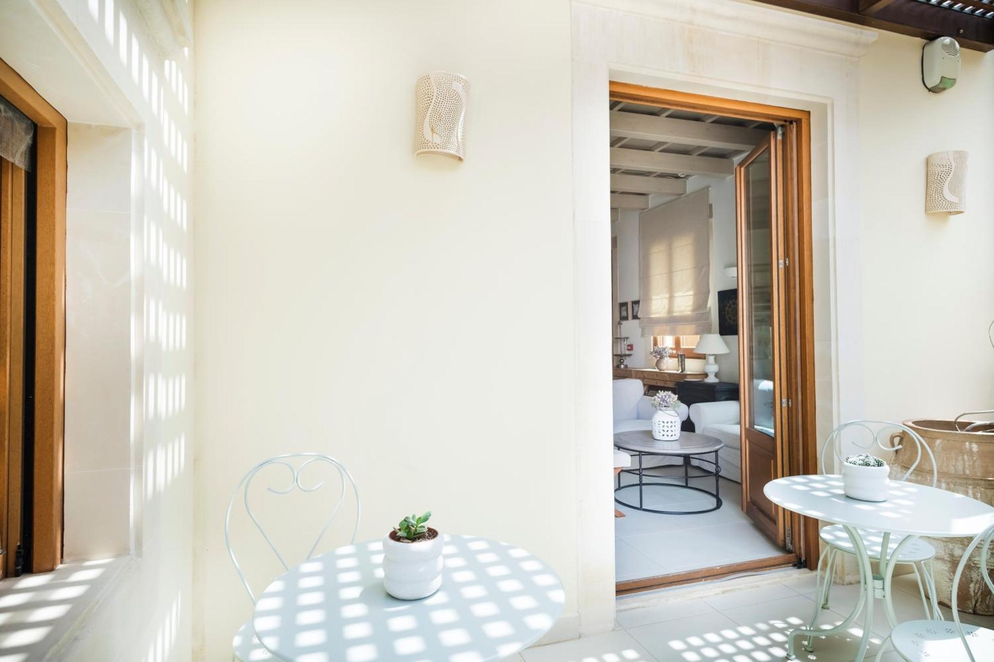 Standard Room - Narkisos