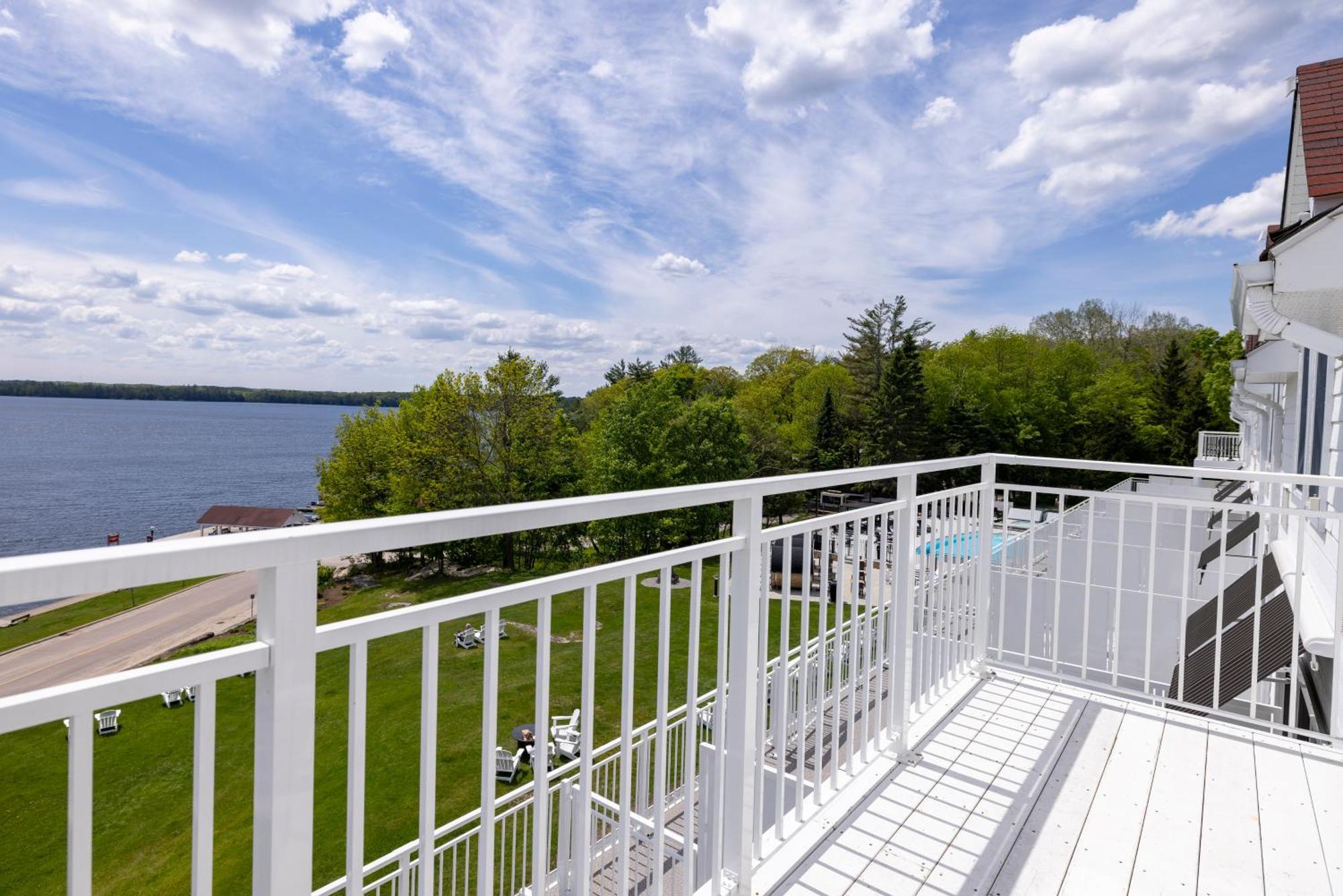 King Room with Balcony