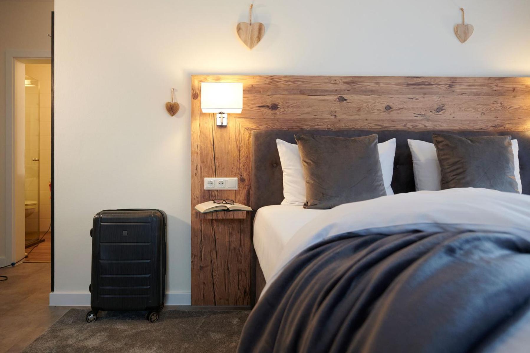 Doppelzimmer mit Balkon