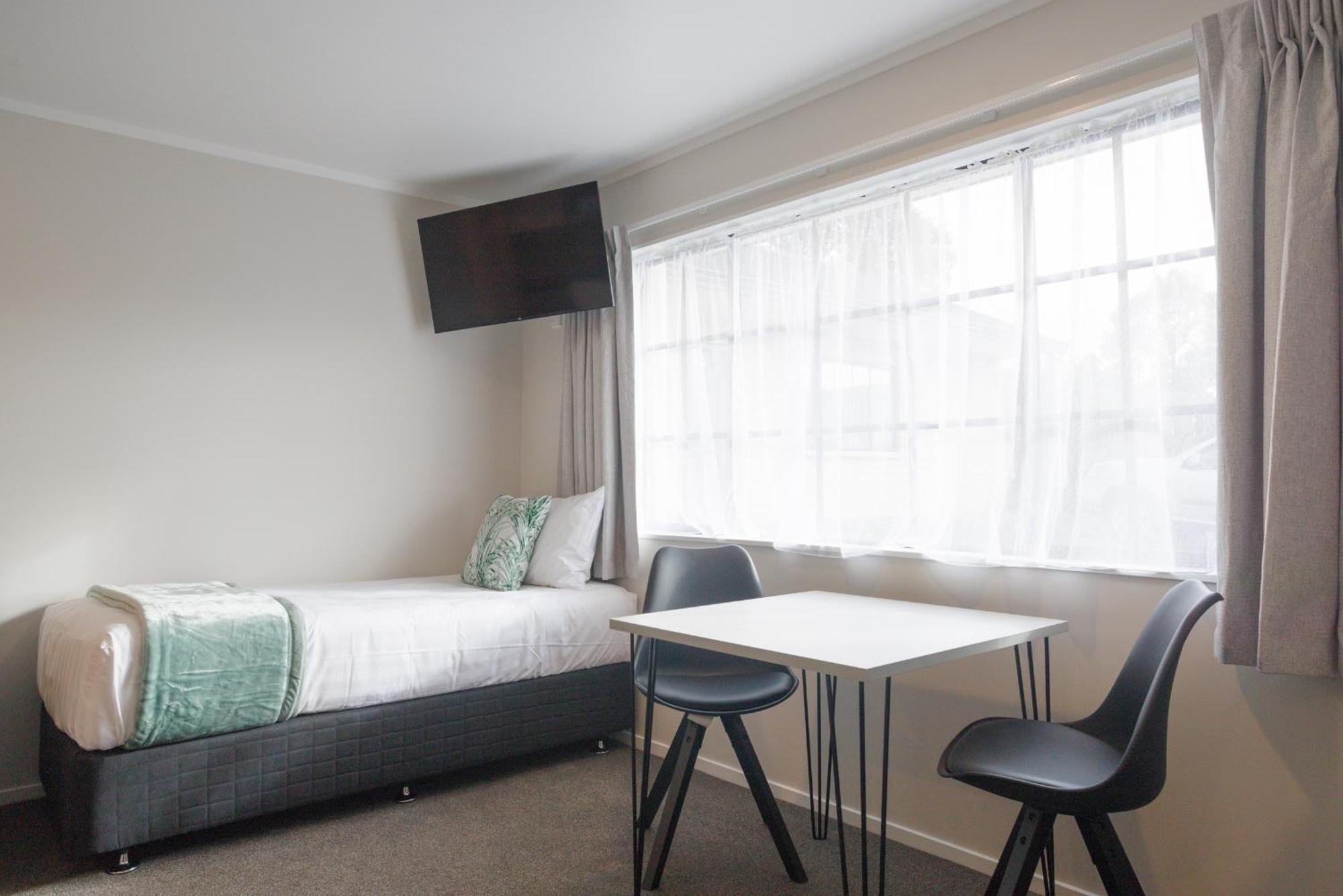 Large Twin Room