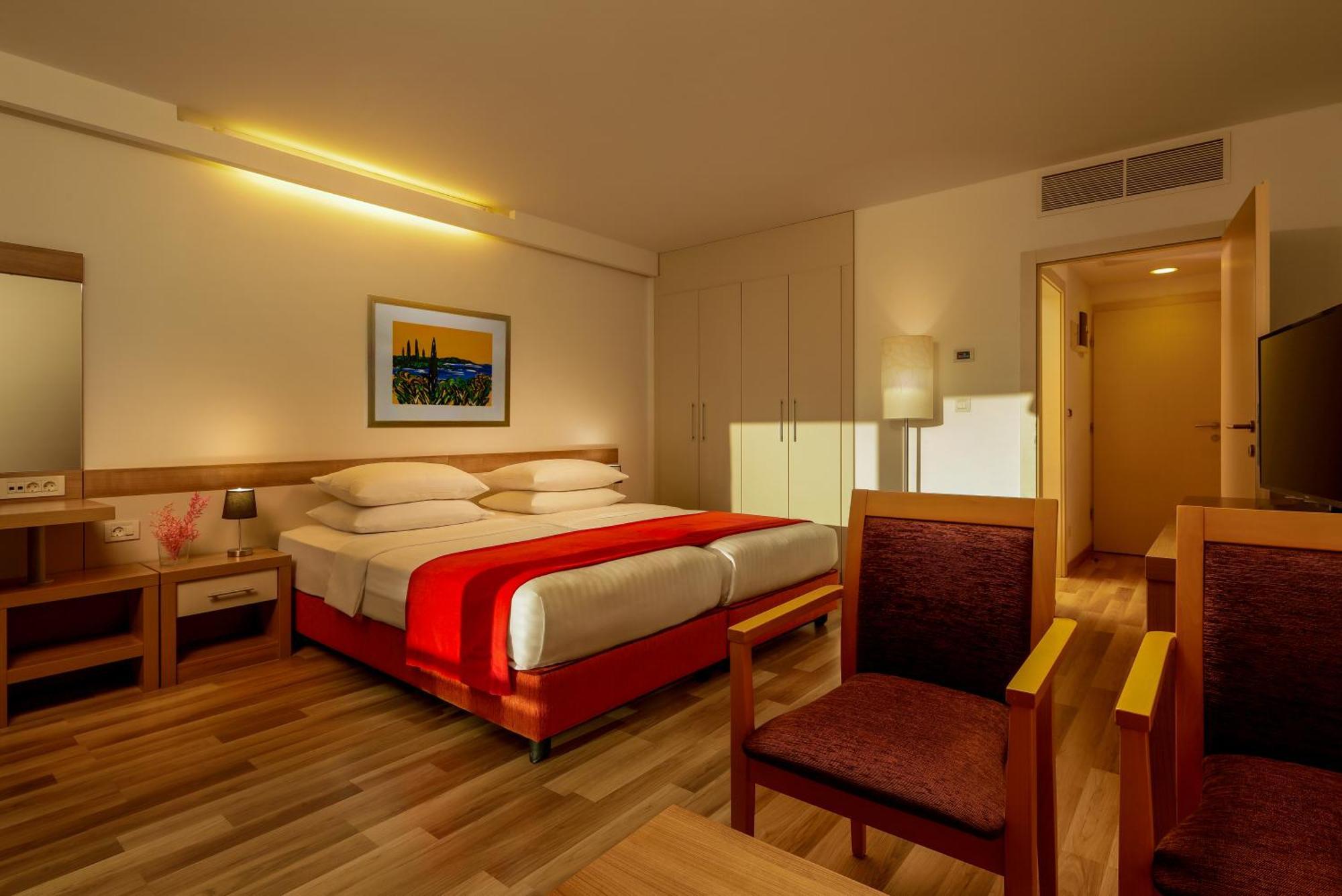 Premium Twin Room Balcony,1681716326:JPEG