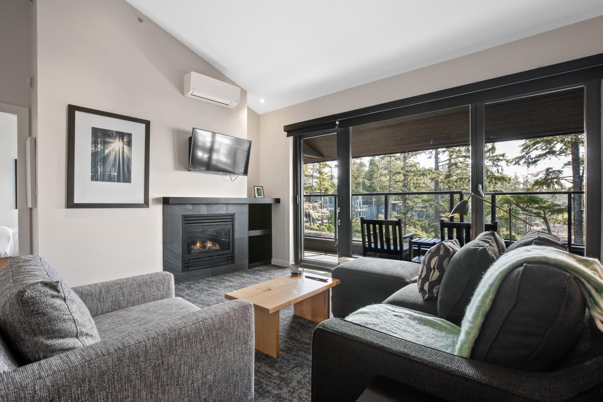 One Bedroom Lodge Rainforest Suite