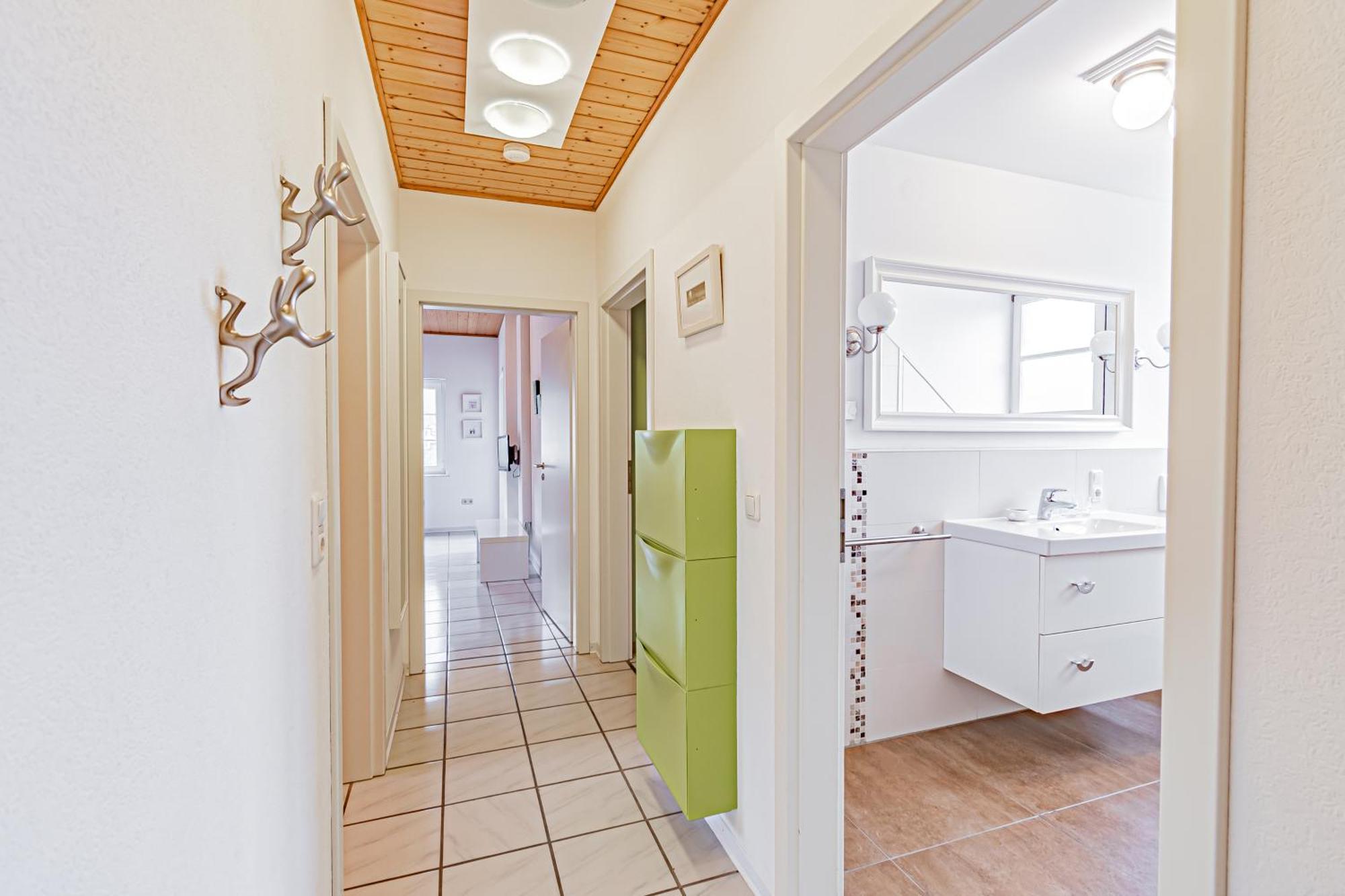 Apartment mit Balkon