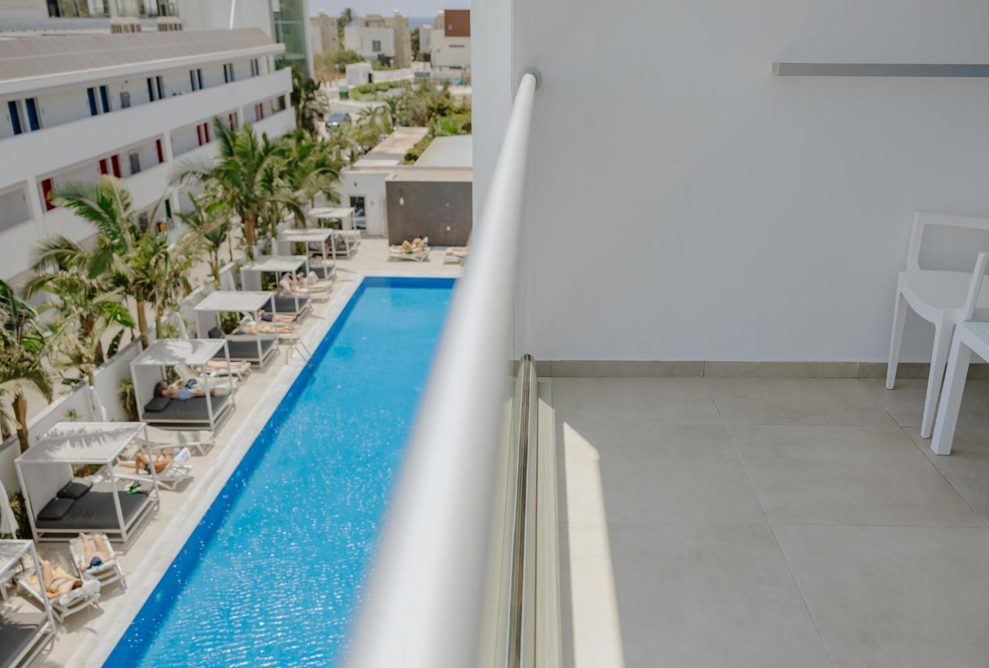 Deluxe Double or Twin Room Pool View,1681776353:JPEG