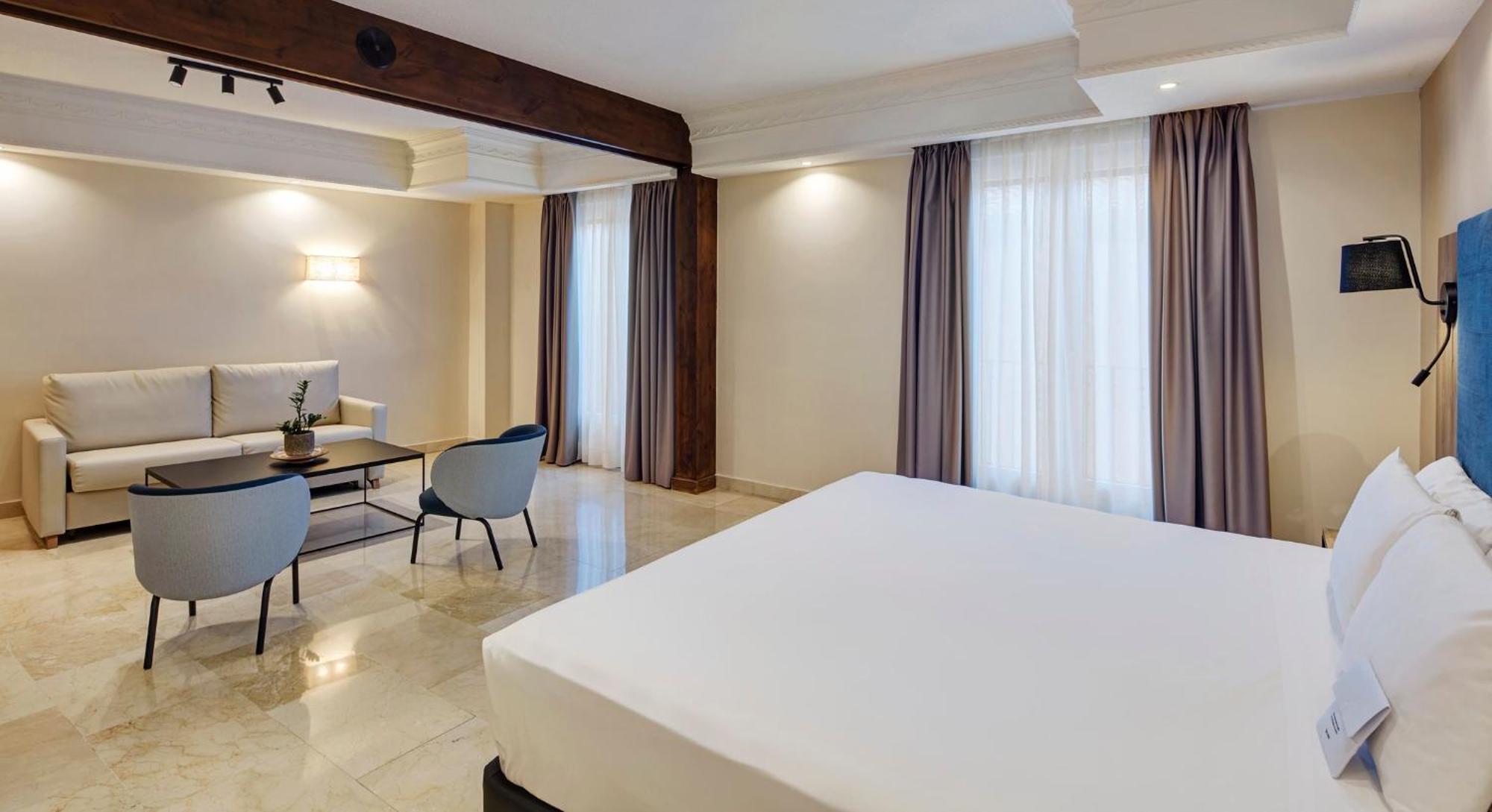 Superior Double Room,1688808136:JPEG
