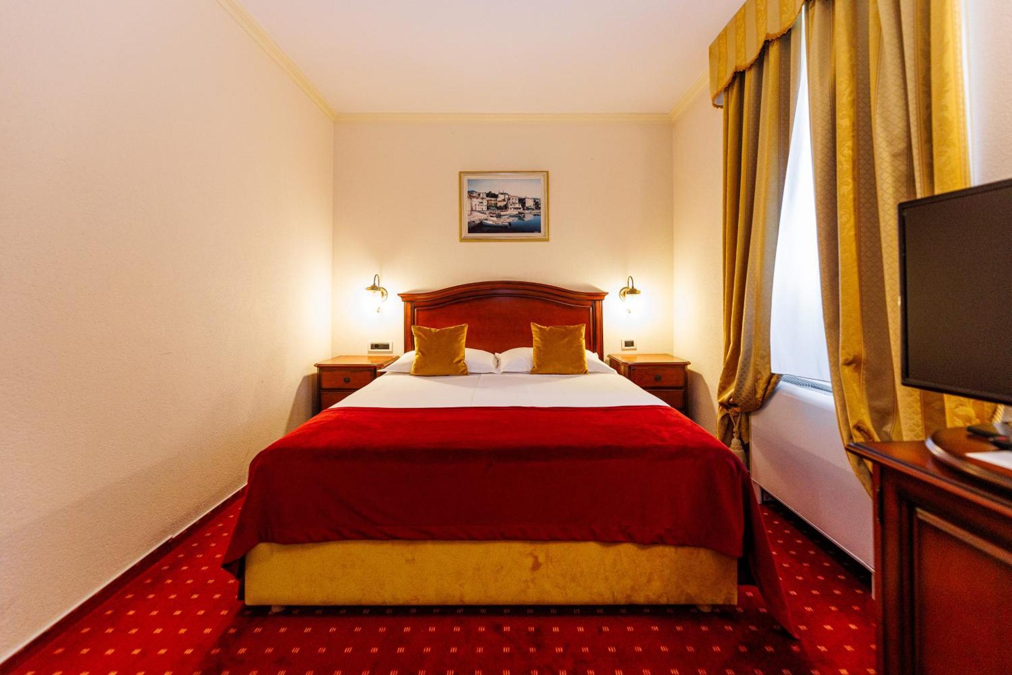 Superior Double Room Balcony Sea View