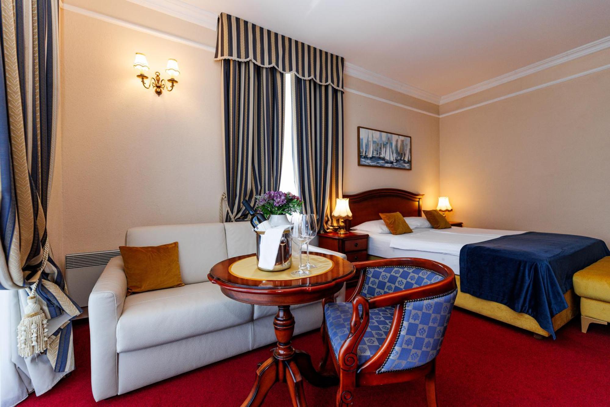 Superior Double Room Balcony Sea View