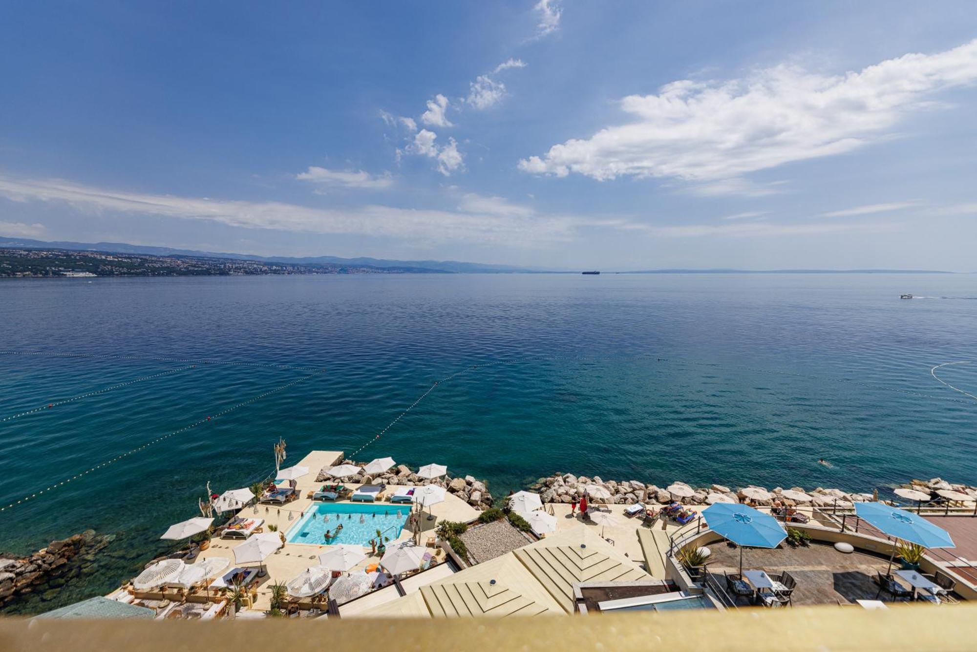 Superior Double Room Balcony Sea View