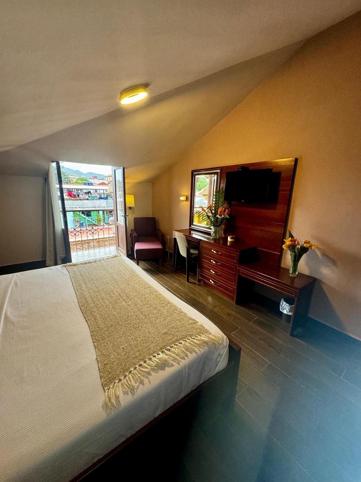 Habitación Doble Deluxe con balcón