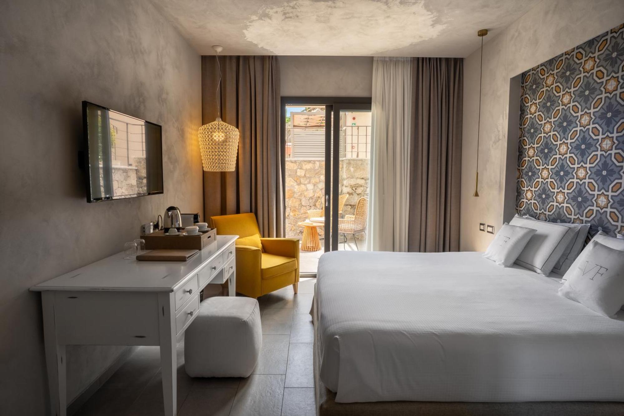 Classic Double or Twin Room,1690952131:JPEG