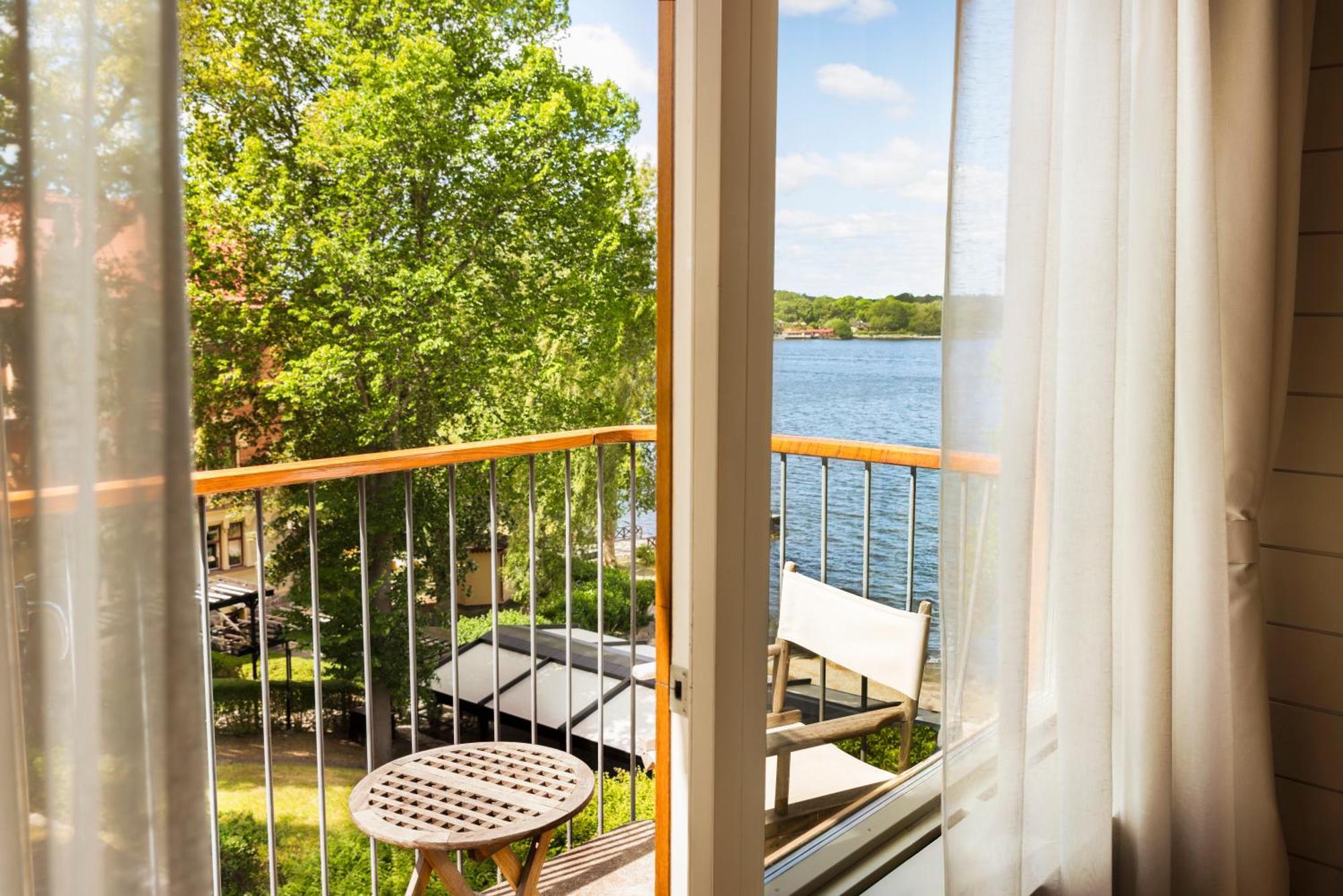 Superior Double or Twin Room with Sea View