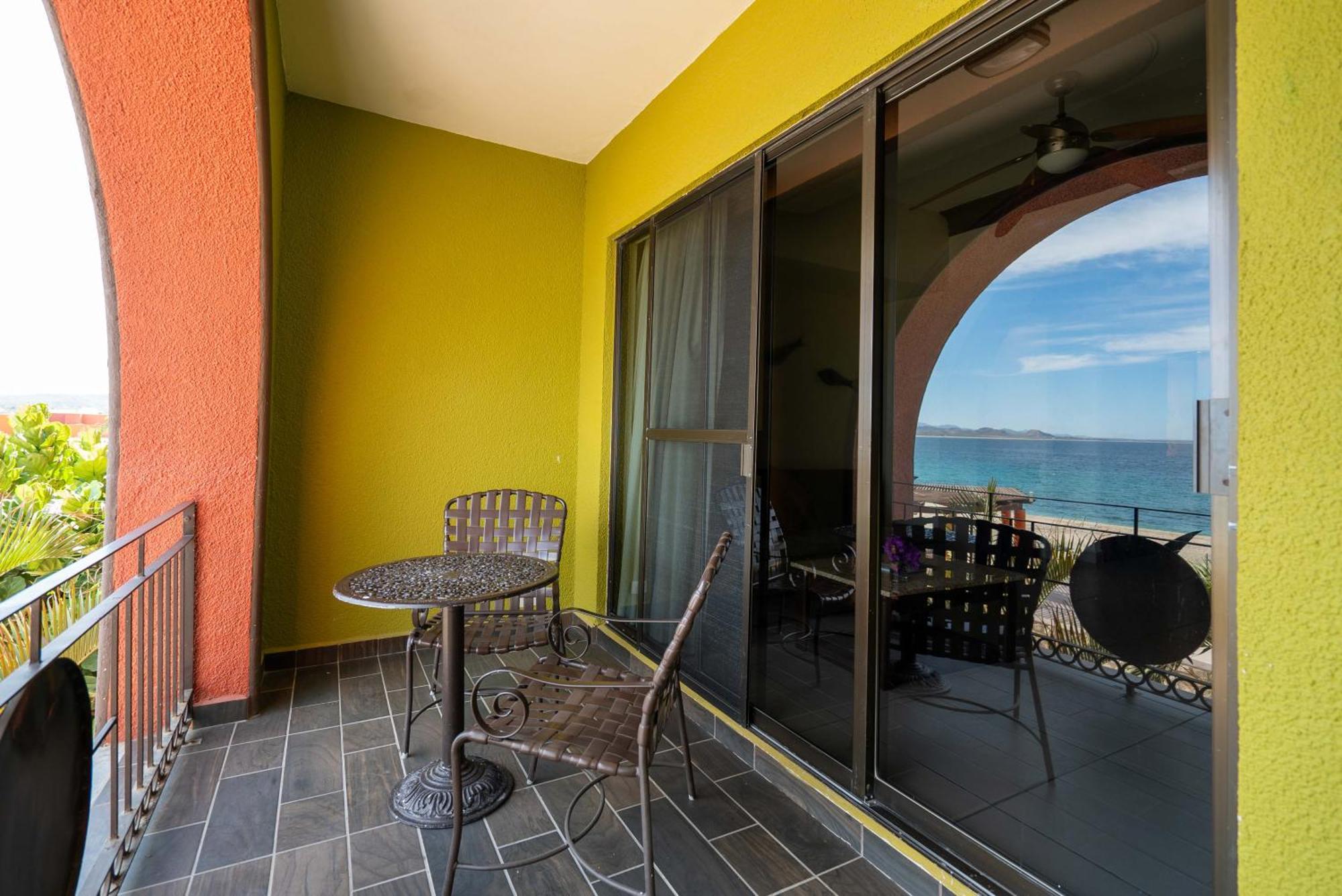 Double Room Pool Side