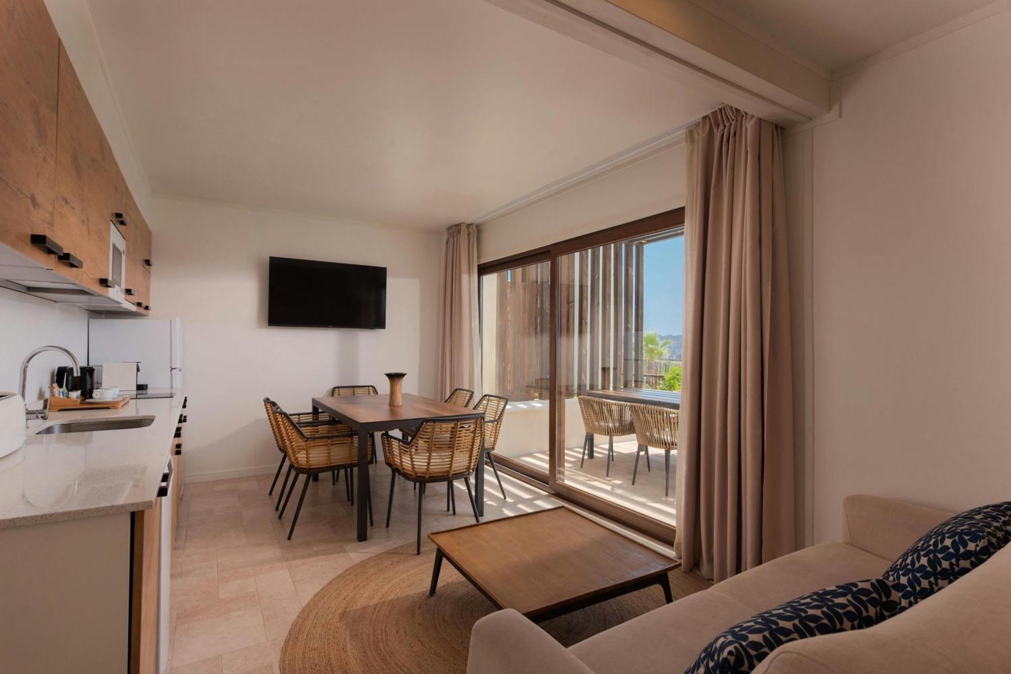 Villa Confort 3 Chambres avec Balcon - Vue sur Mer