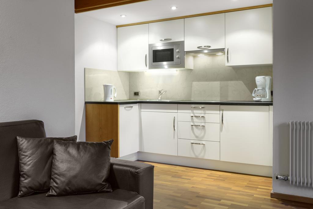 Two-Bedroom Apartment,411157047:JPEG