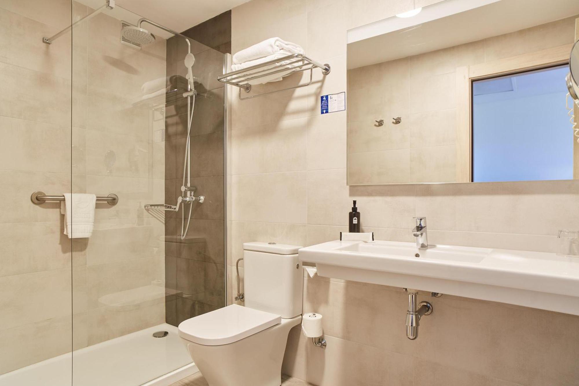 Superior Double Room,1695318236:JPEG