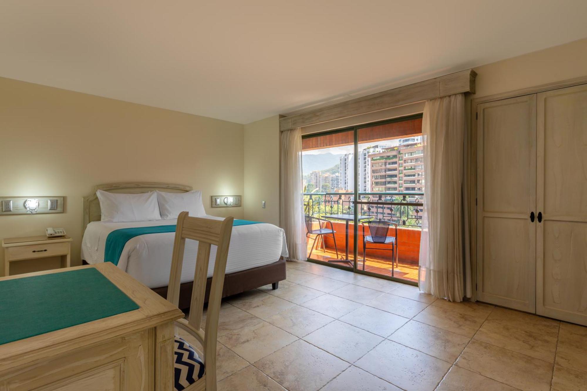Superior Queen Room