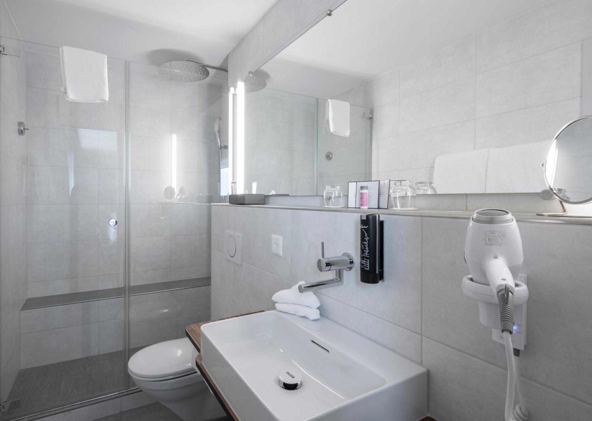 Twin Room without Balcony