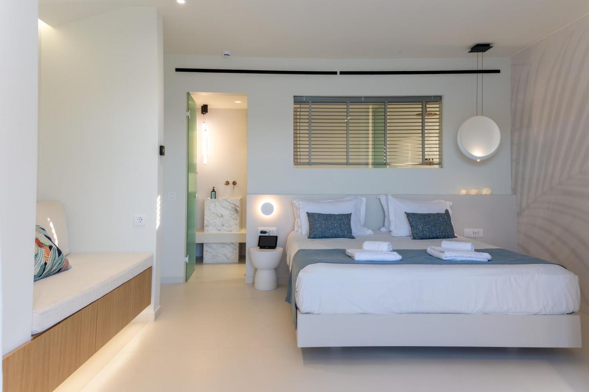 Junior Suite,1697785040:JPEG
