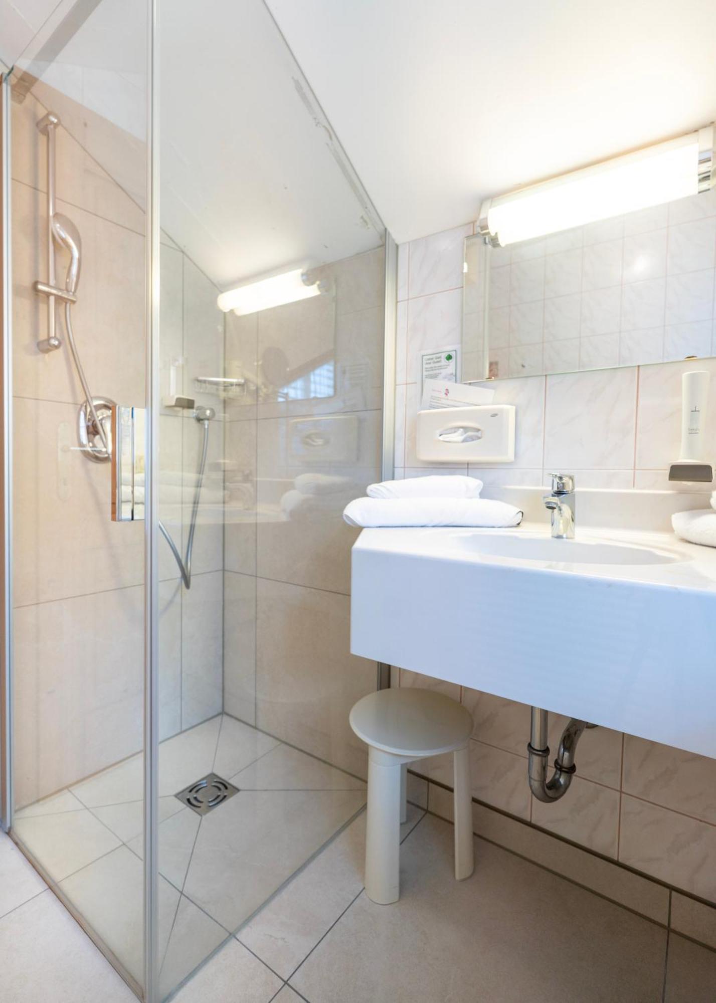Standard Single Room,1697806544:JPEG