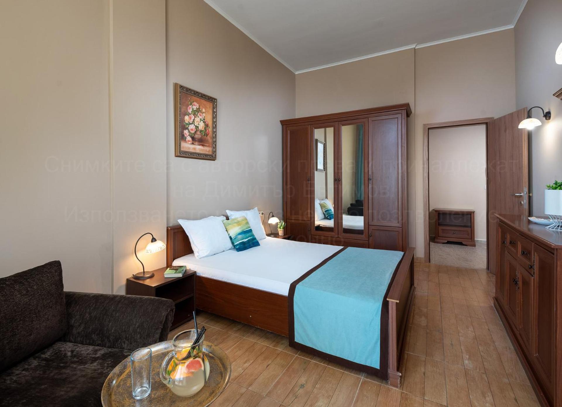 One-Bedroom Apartment Sea View