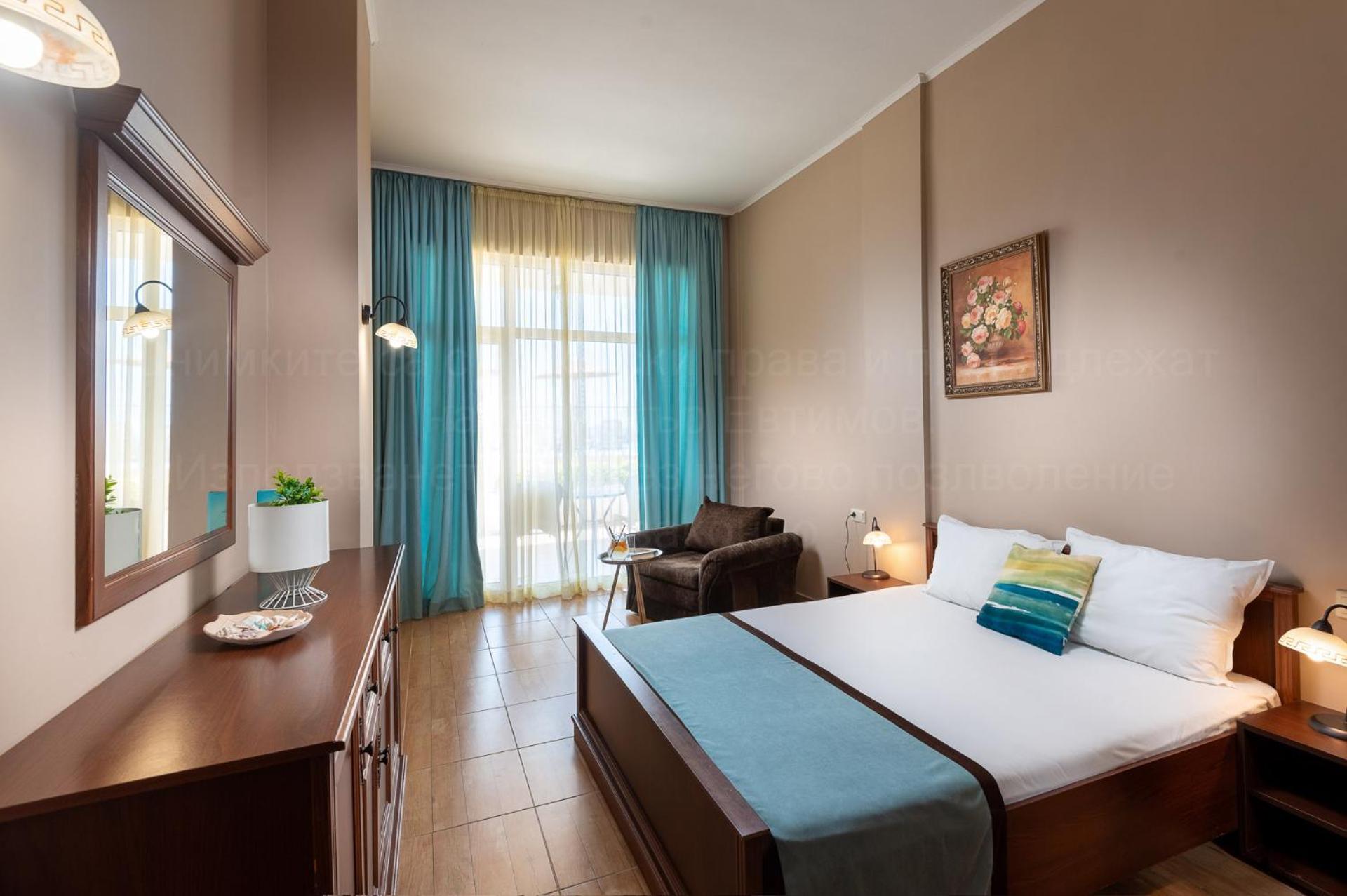 One-Bedroom Apartment Sea View