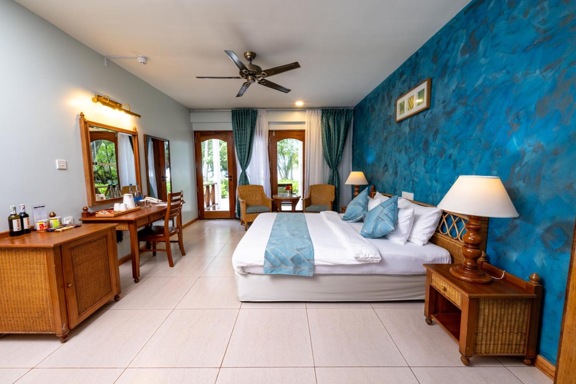 Deluxe Beachfront Room,1697977843:JPEG