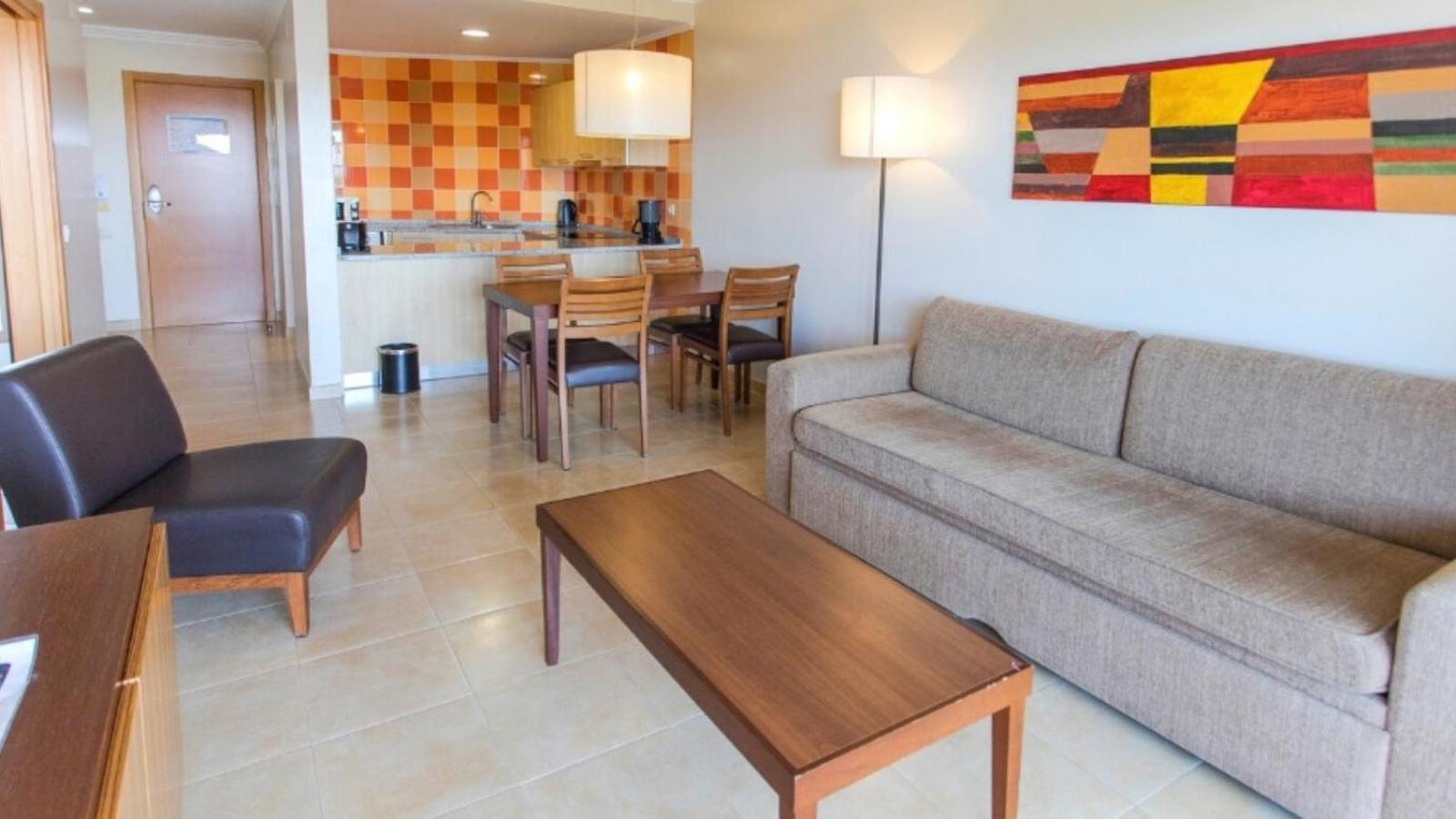 Superior One-Bedroom Apartment Sea View