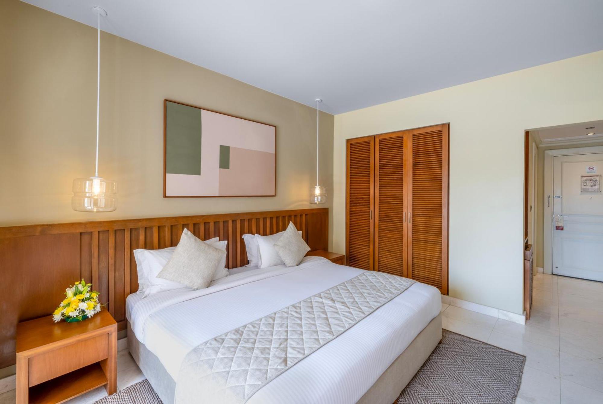 Sifawy Room King Bed