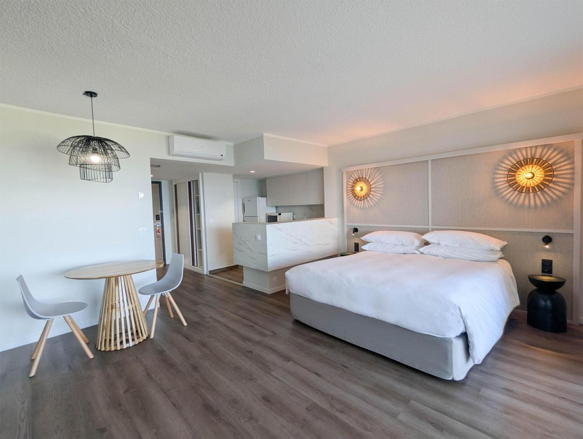 Deluxe Studio with Garden View